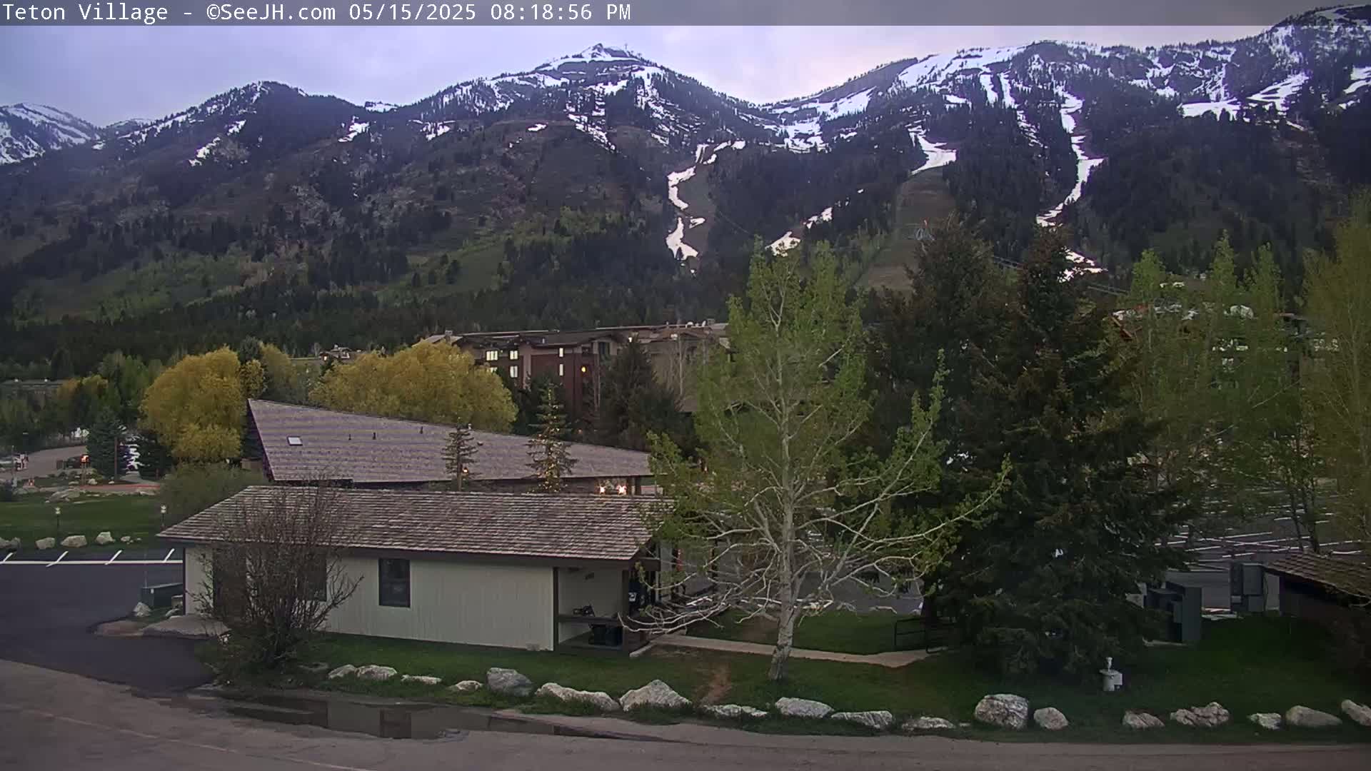 Teton Village & Grand Tetons Ski Slopes Live Cam - Teton Village , Teton, Wyoming, USA