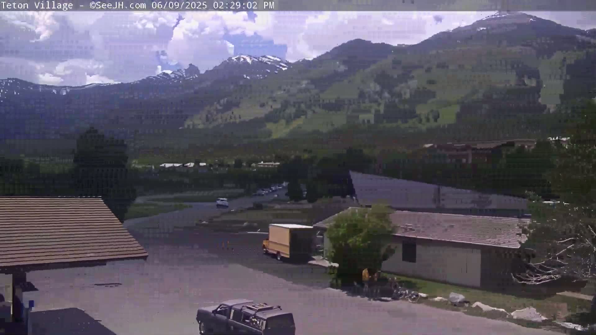 Teton Village & Grand Tetons Ski Slopes Live Cam - Teton Village , Teton, Wyoming, USA