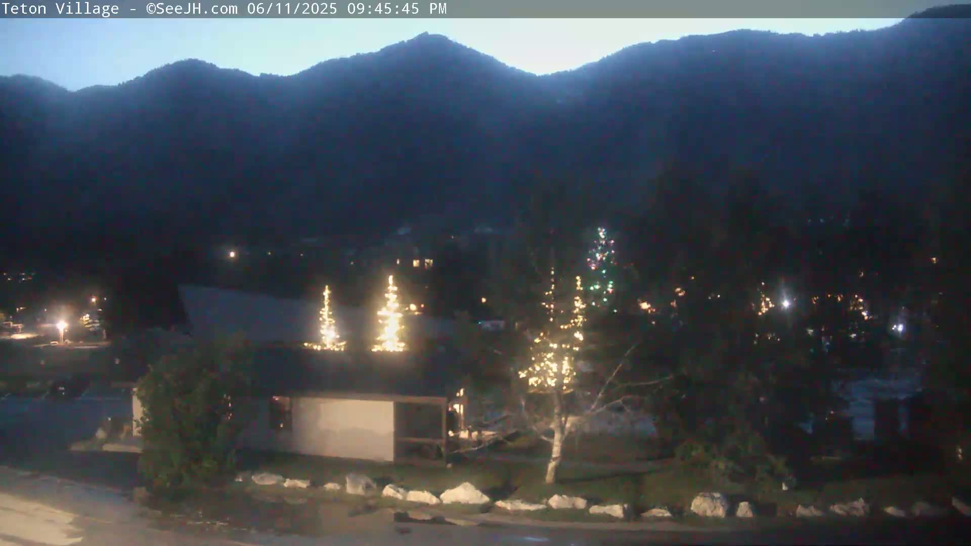 Teton Village & Grand Tetons Ski Slopes Live Cam - Teton Village , Teton, Wyoming, USA