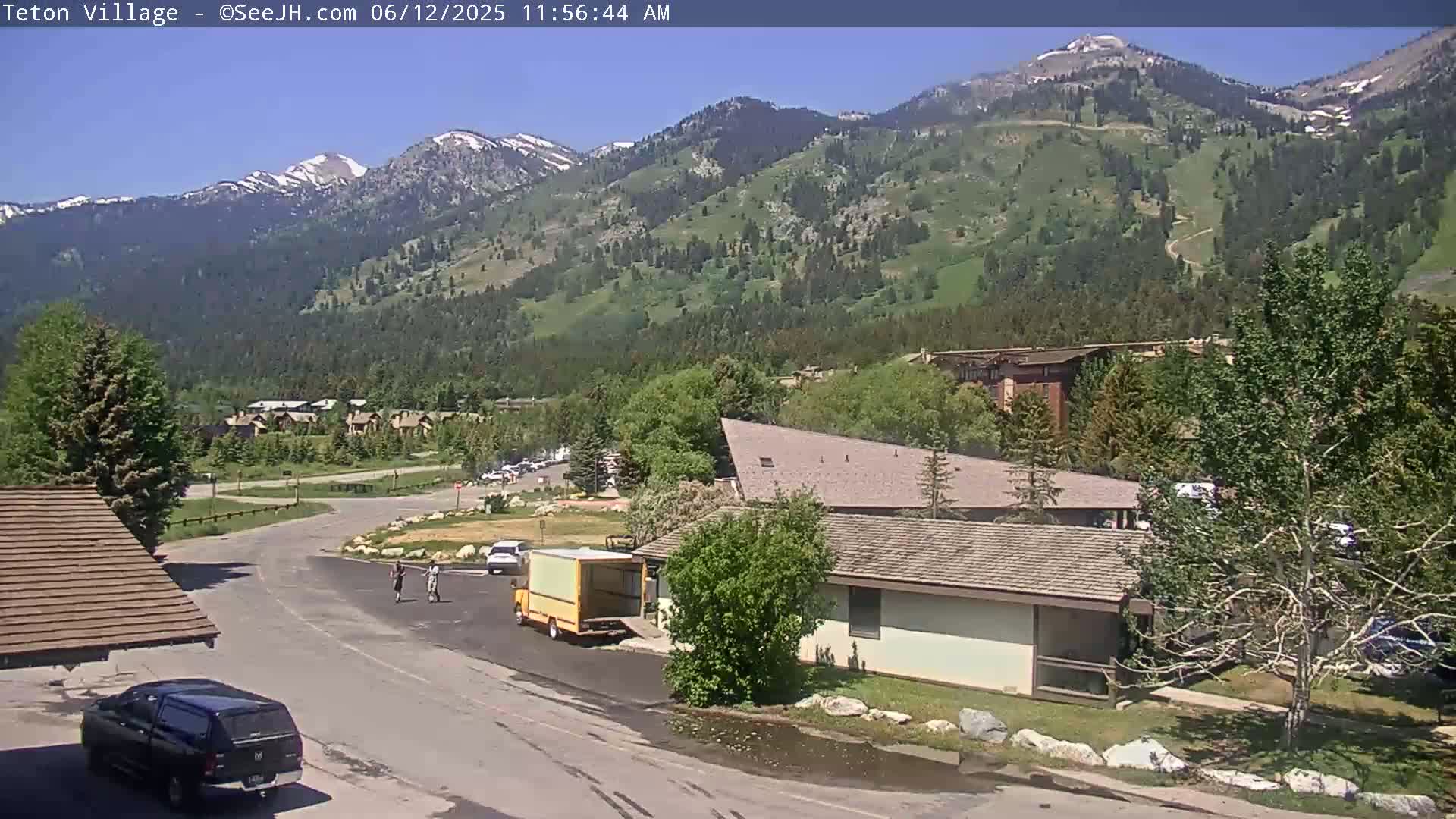 Teton Village & Grand Tetons Ski Slopes Live Cam - Teton Village , Teton, Wyoming, USA