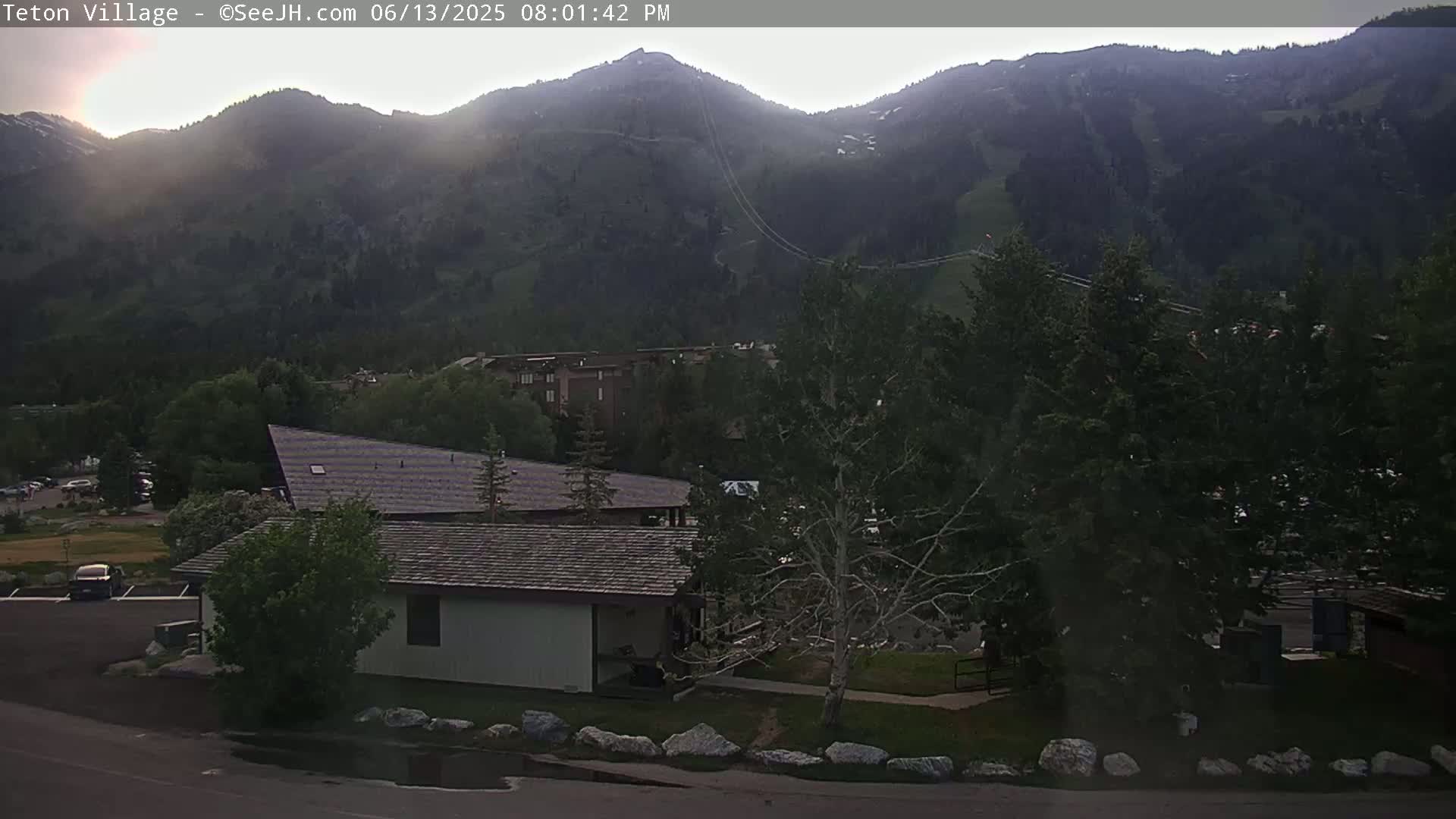 Teton Village & Grand Tetons Ski Slopes Live Cam - Teton Village , Teton, Wyoming, USA