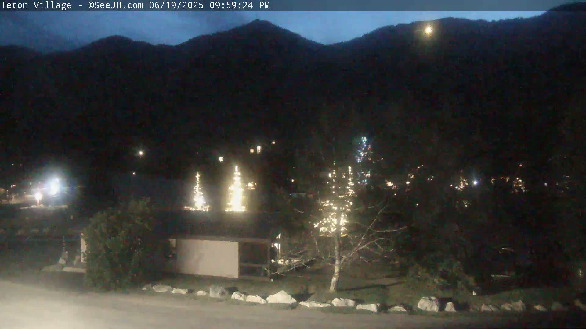 Teton Village & Grand Tetons Ski Slopes Live Cam - Teton Village , Teton, Wyoming, USA