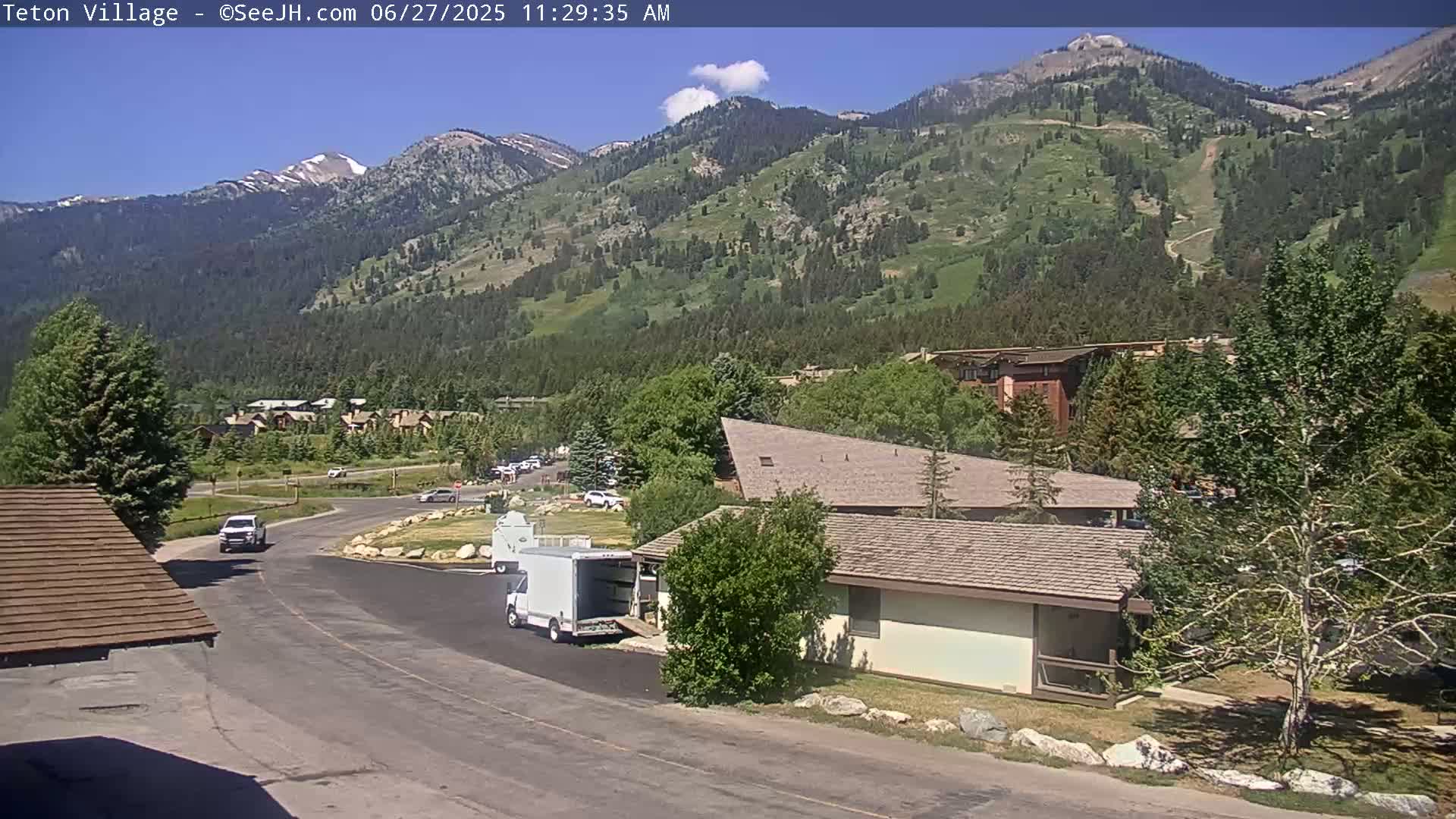 Teton Village & Grand Tetons Ski Slopes Live Cam - Teton Village , Teton, Wyoming, USA