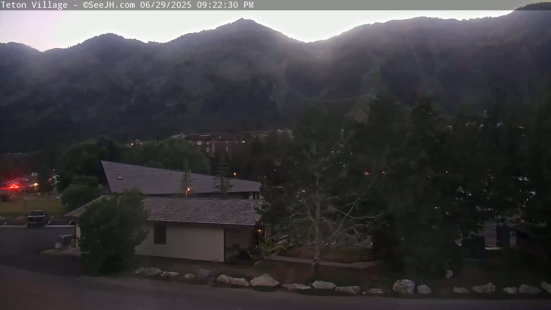 Teton Village & Grand Tetons Ski Slopes Live Cam - Teton Village , Teton, Wyoming, USA