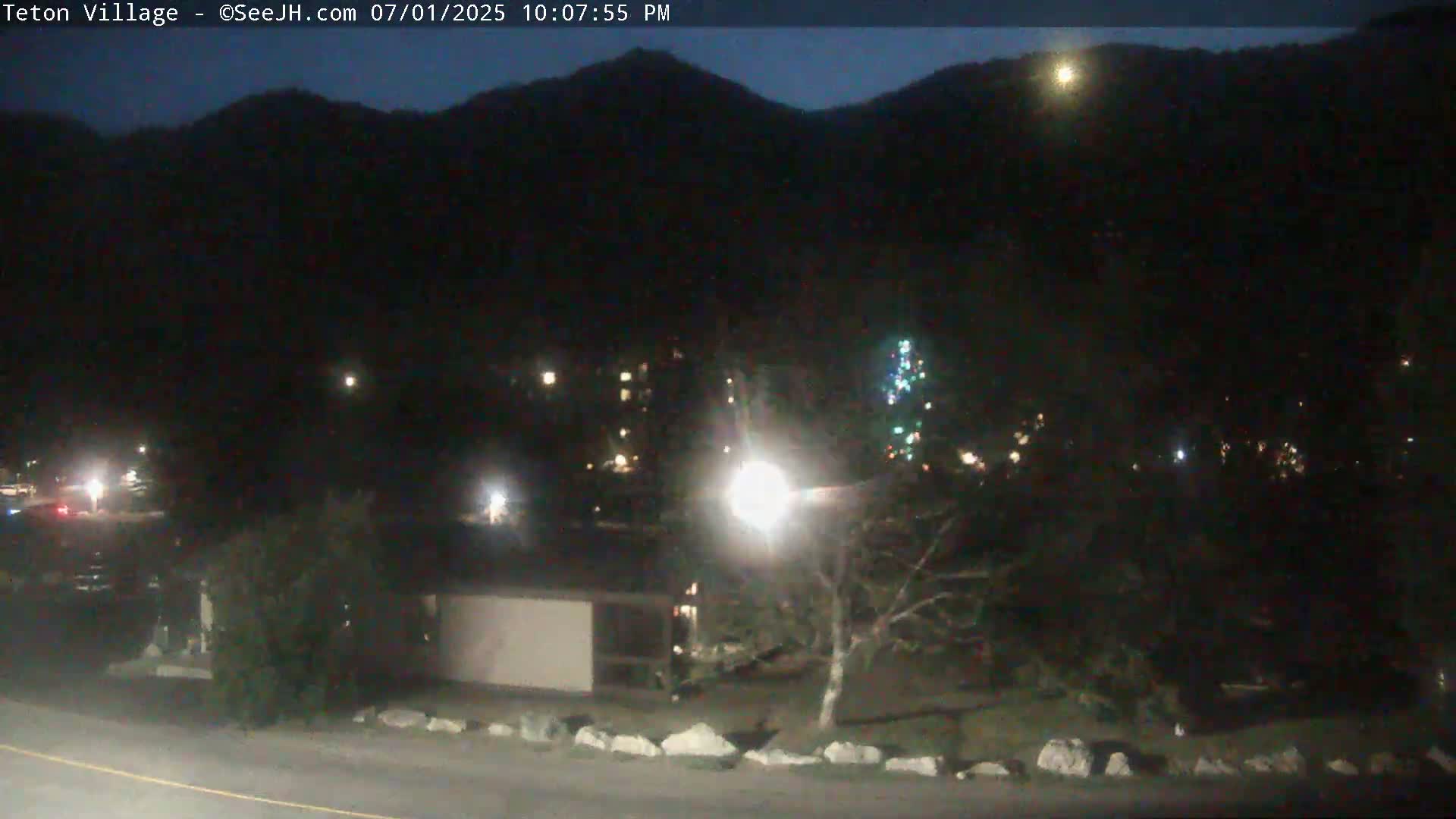 Teton Village & Grand Tetons Ski Slopes Live Cam - Teton Village , Teton, Wyoming, USA