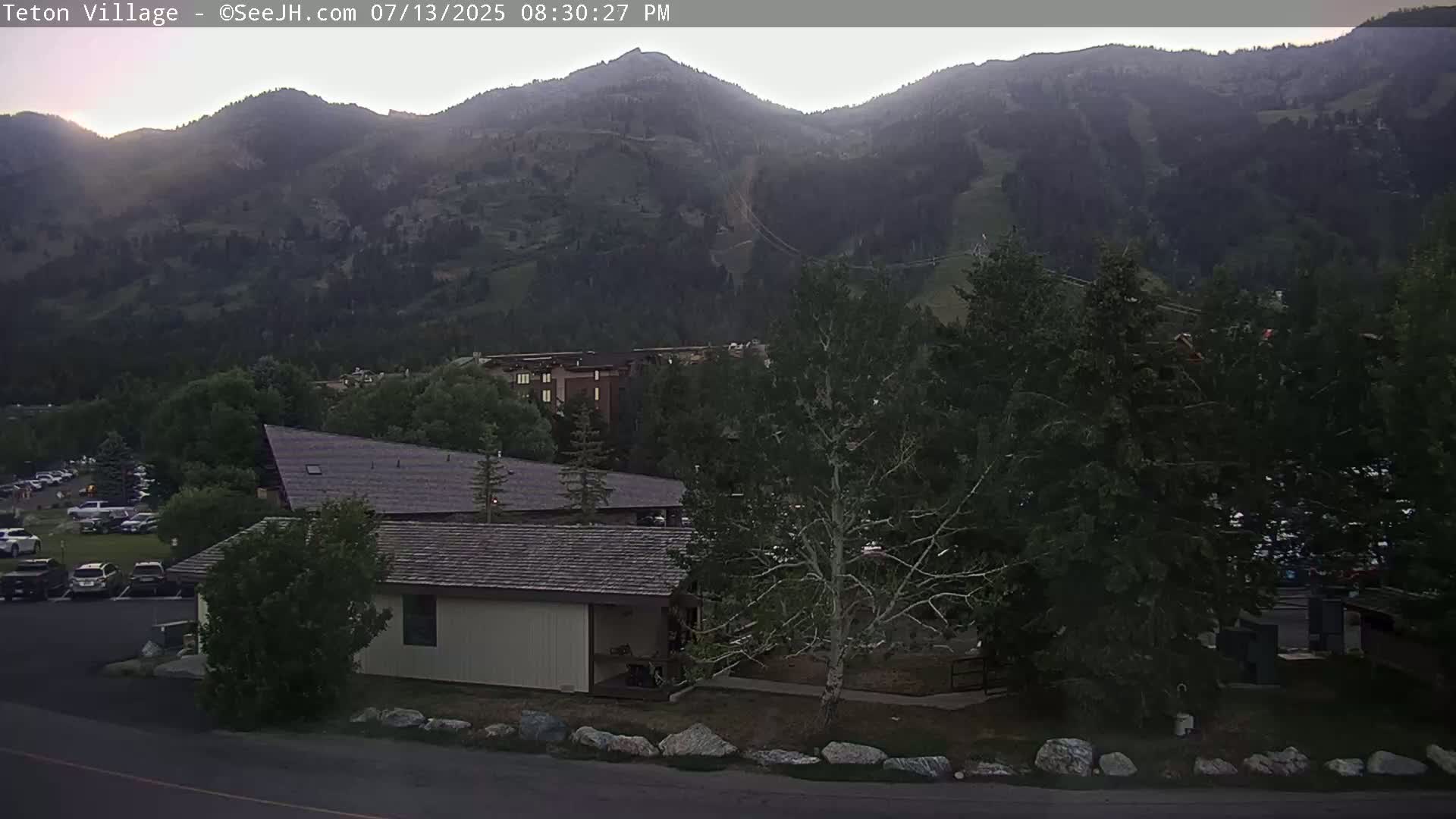 Teton Village & Grand Tetons Ski Slopes Live Cam - Teton Village , Teton, Wyoming, USA