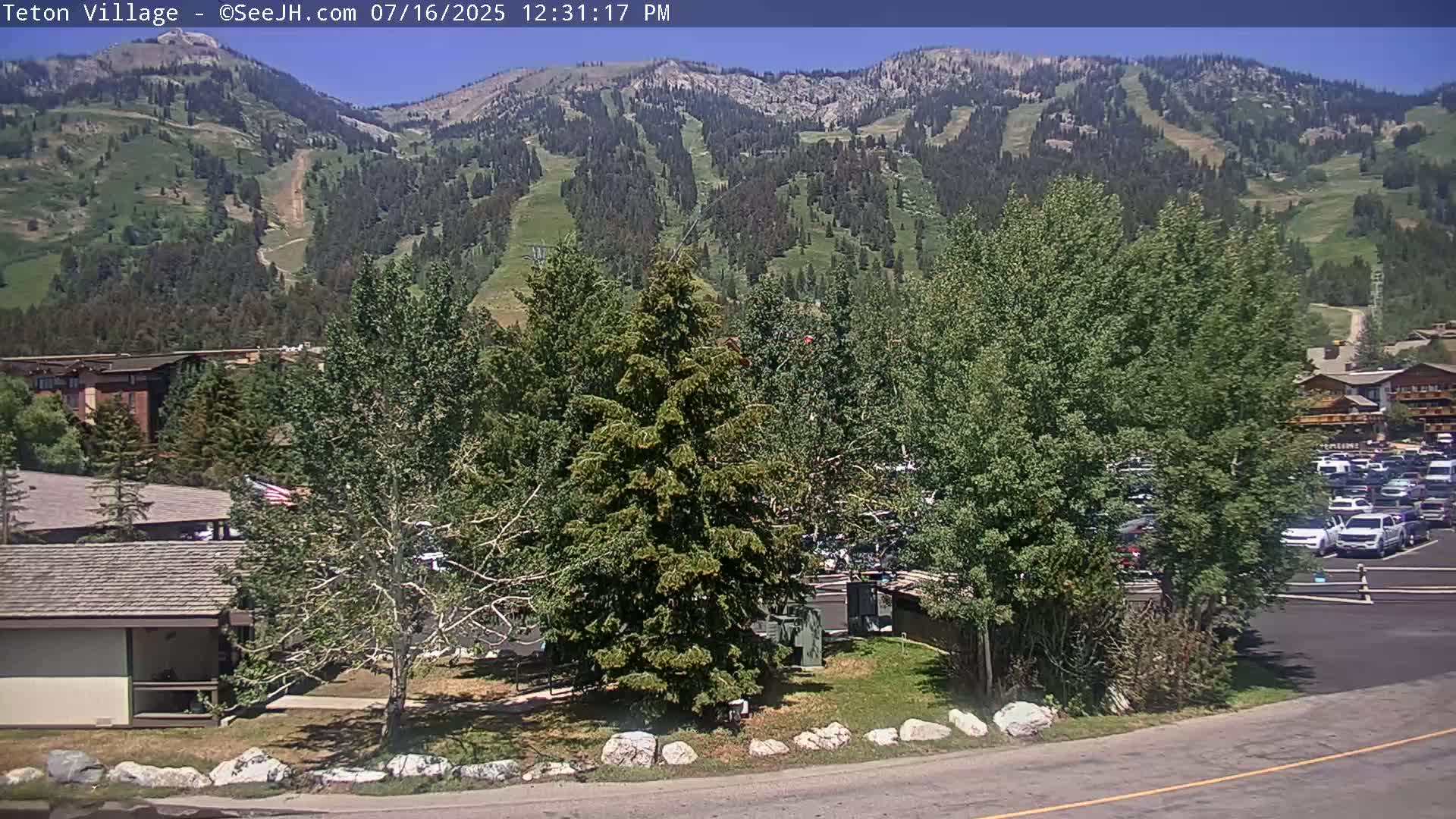 Teton Village & Grand Tetons Ski Slopes Live Cam - Teton Village , Teton, Wyoming, USA