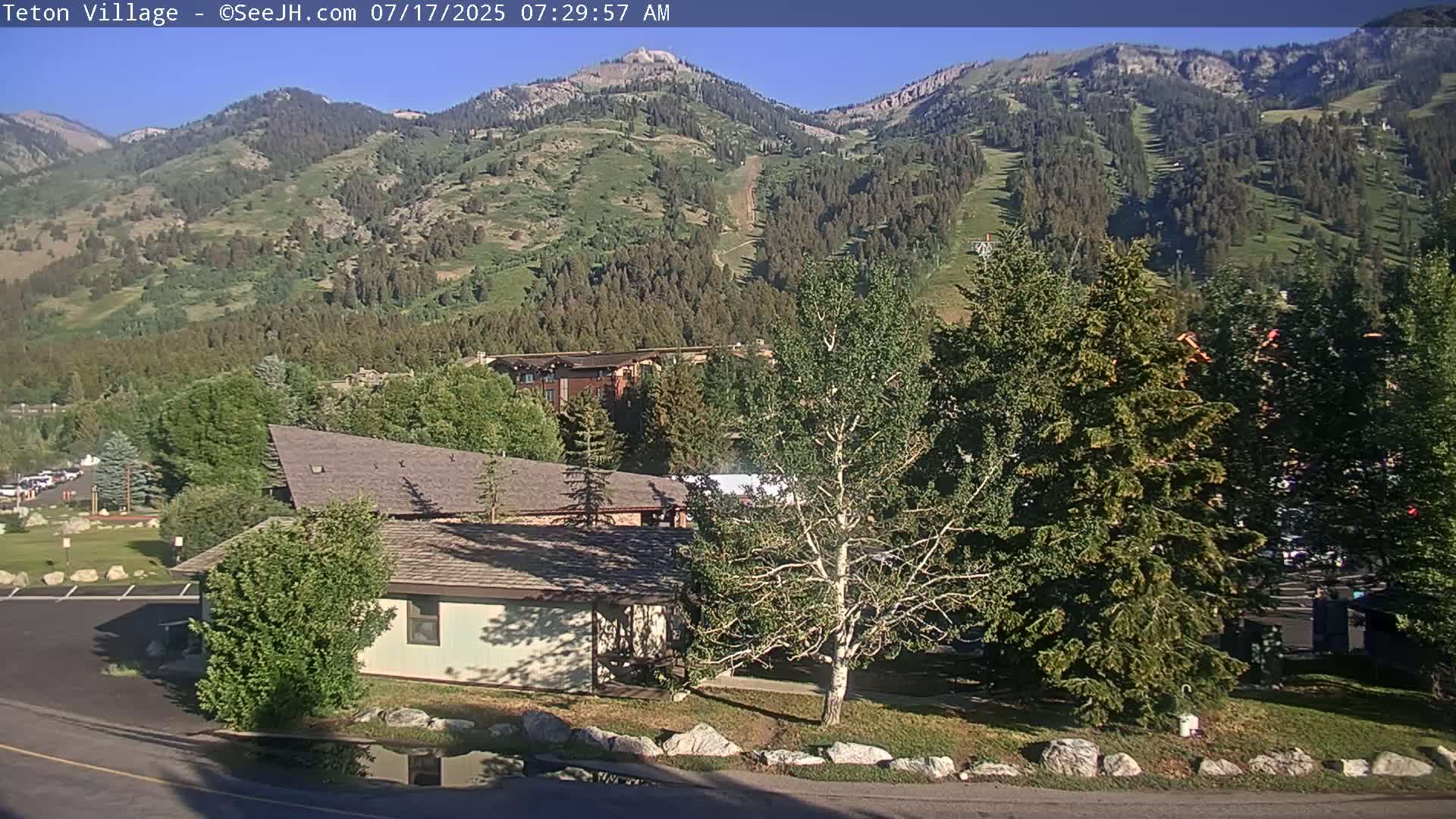 Teton Village & Grand Tetons Ski Slopes Live Cam - Teton Village , Teton, Wyoming, USA