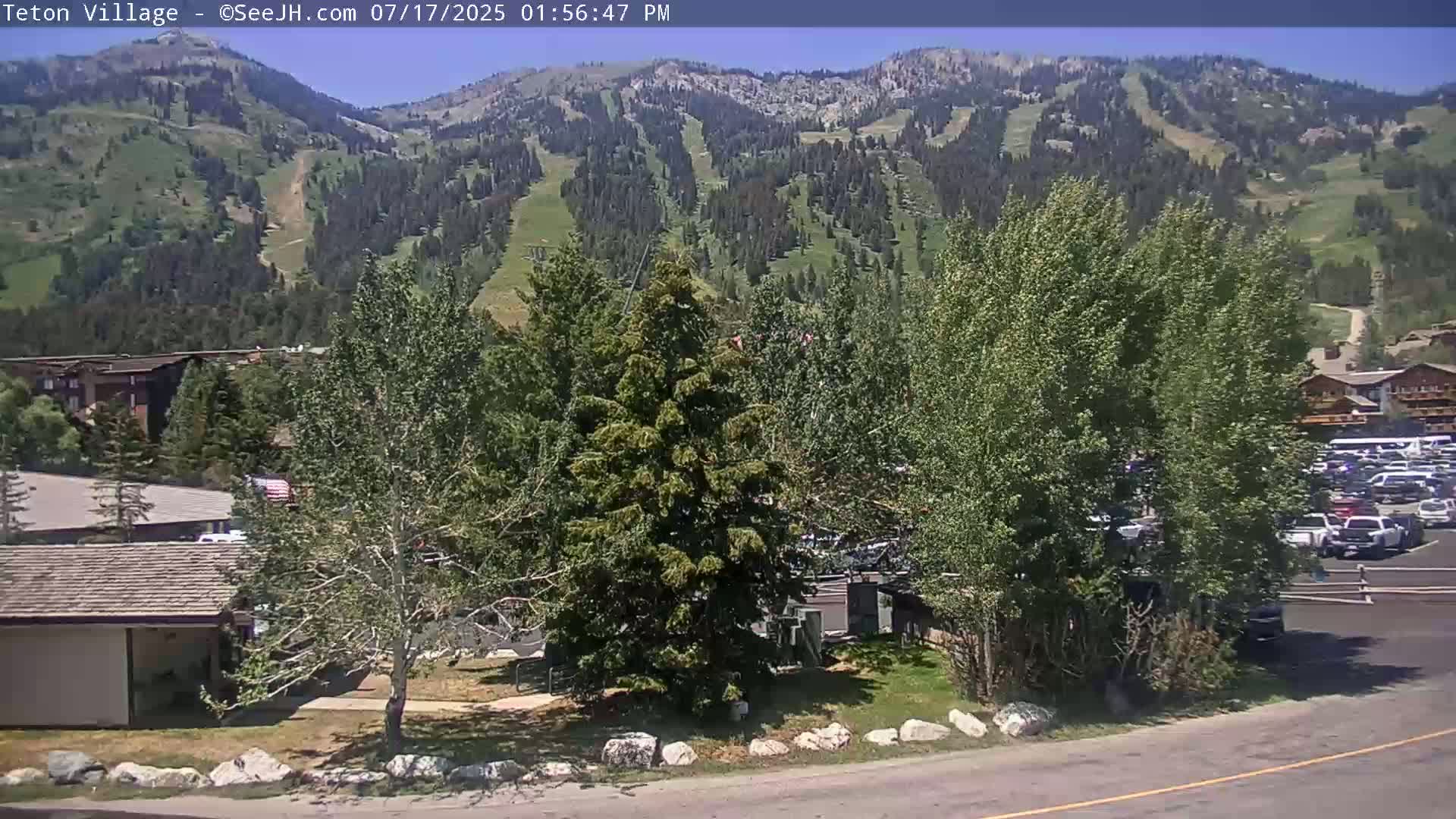 Teton Village & Grand Tetons Ski Slopes Live Cam - Teton Village , Teton, Wyoming, USA