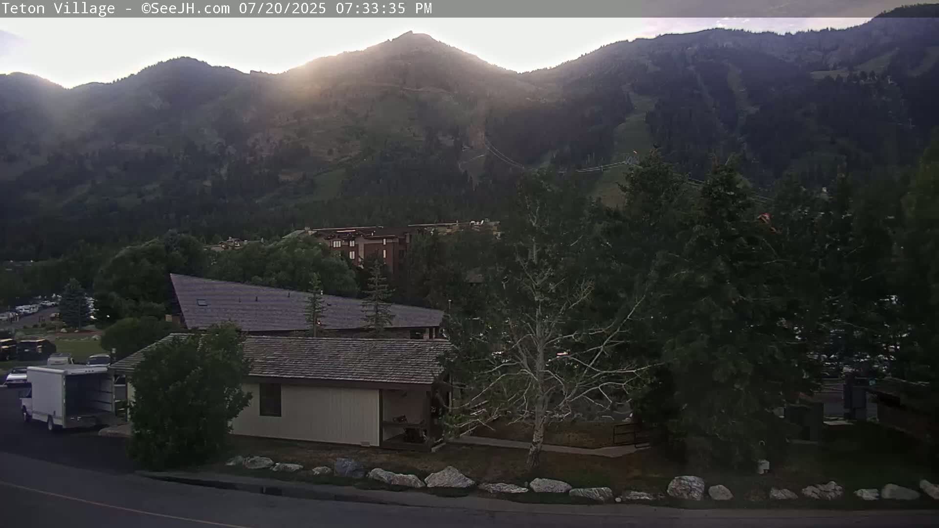 Teton Village & Grand Tetons Ski Slopes Live Cam - Teton Village , Teton, Wyoming, USA