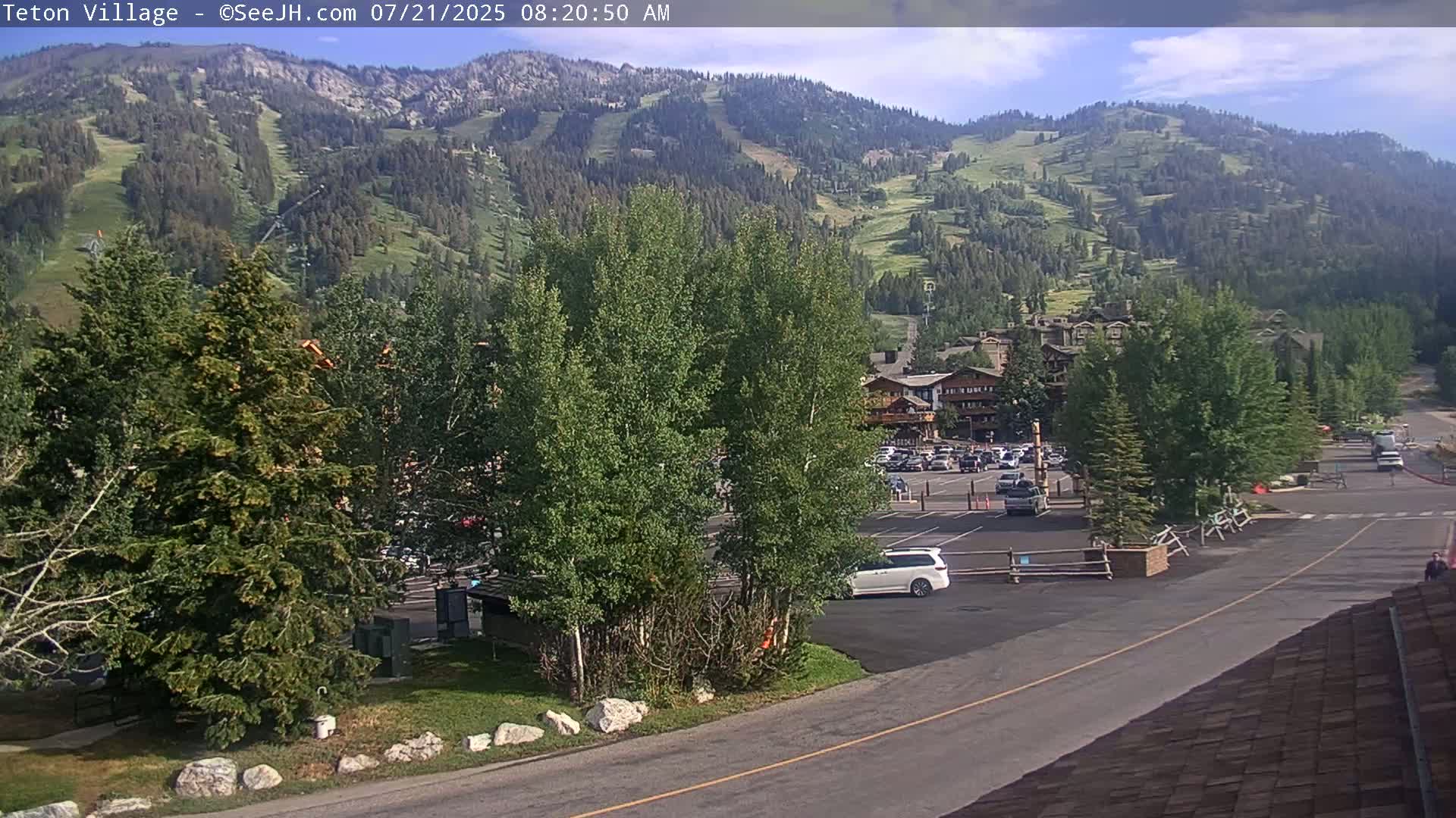 Teton Village & Grand Tetons Ski Slopes Live Cam - Teton Village , Teton, Wyoming, USA