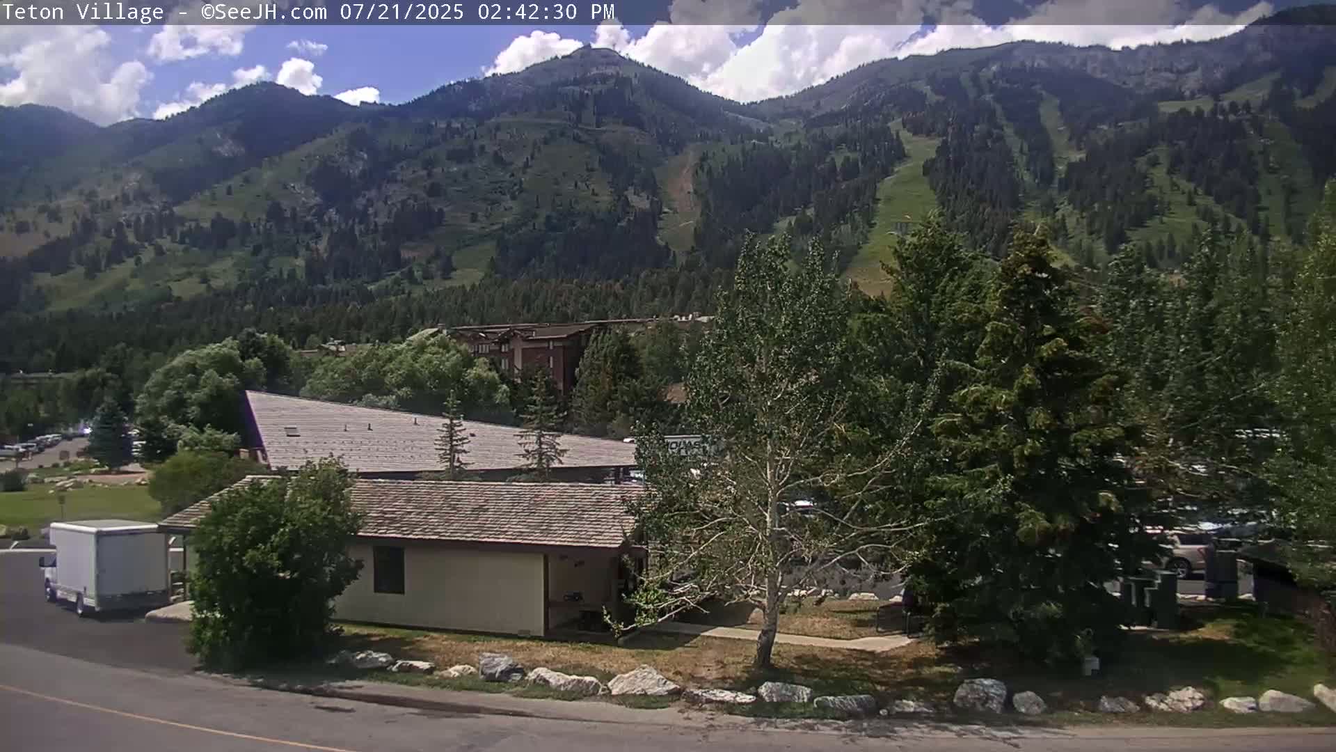 Teton Village & Grand Tetons Ski Slopes Live Cam - Teton Village , Teton, Wyoming, USA