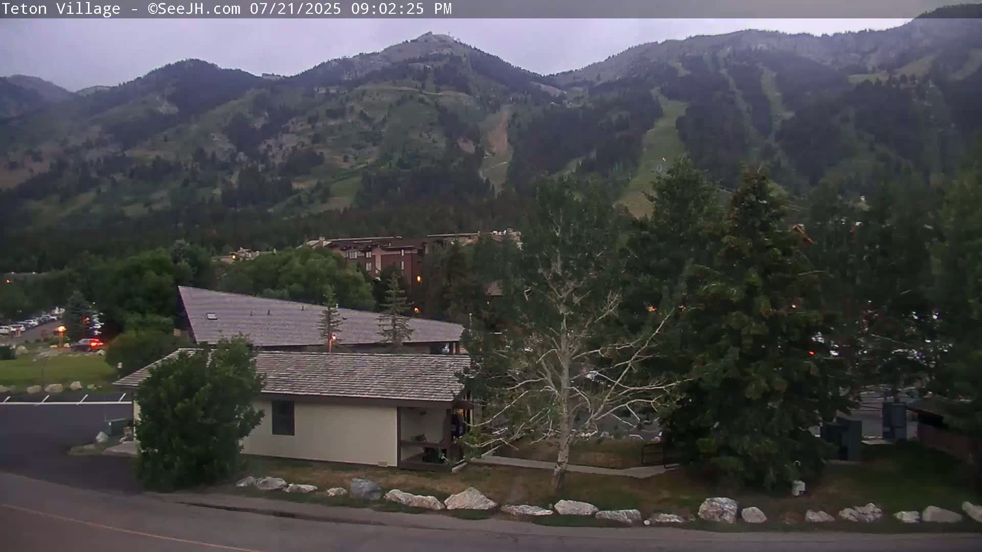 Teton Village & Grand Tetons Ski Slopes Live Cam - Teton Village , Teton, Wyoming, USA
