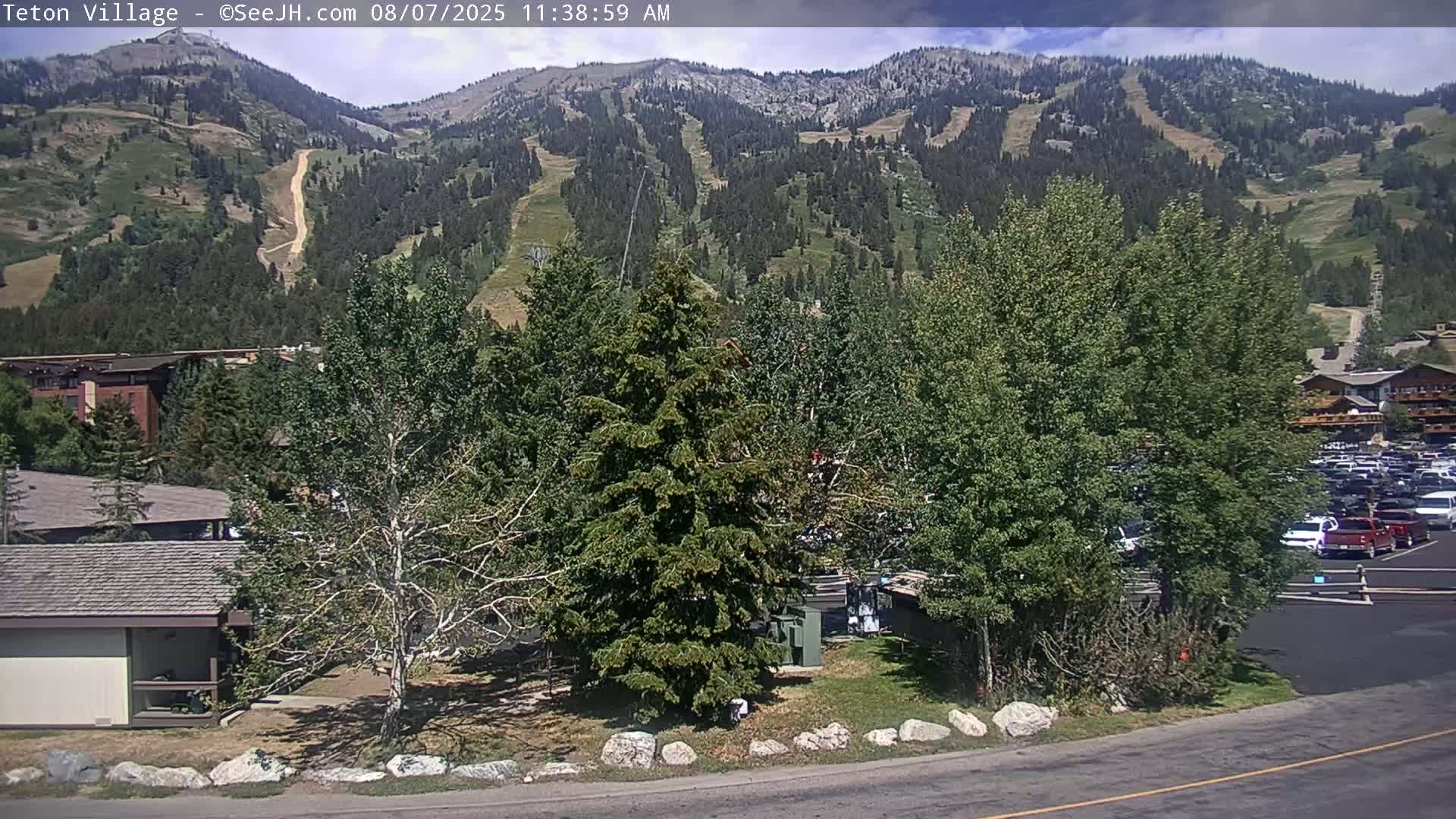 Teton Village & Grand Tetons Ski Slopes Live Cam - Teton Village , Teton, Wyoming, USA