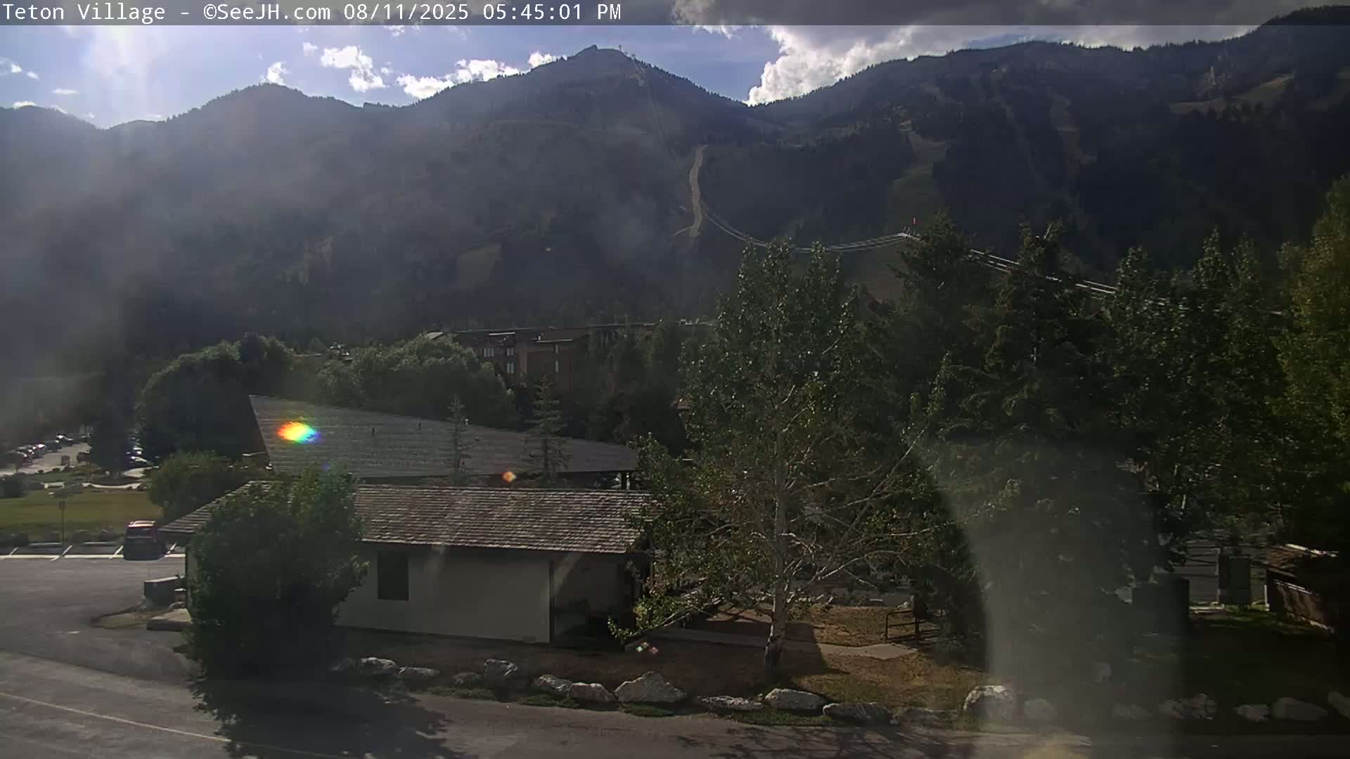Teton Village & Grand Tetons Ski Slopes Live Cam - Teton Village , Teton, Wyoming, USA