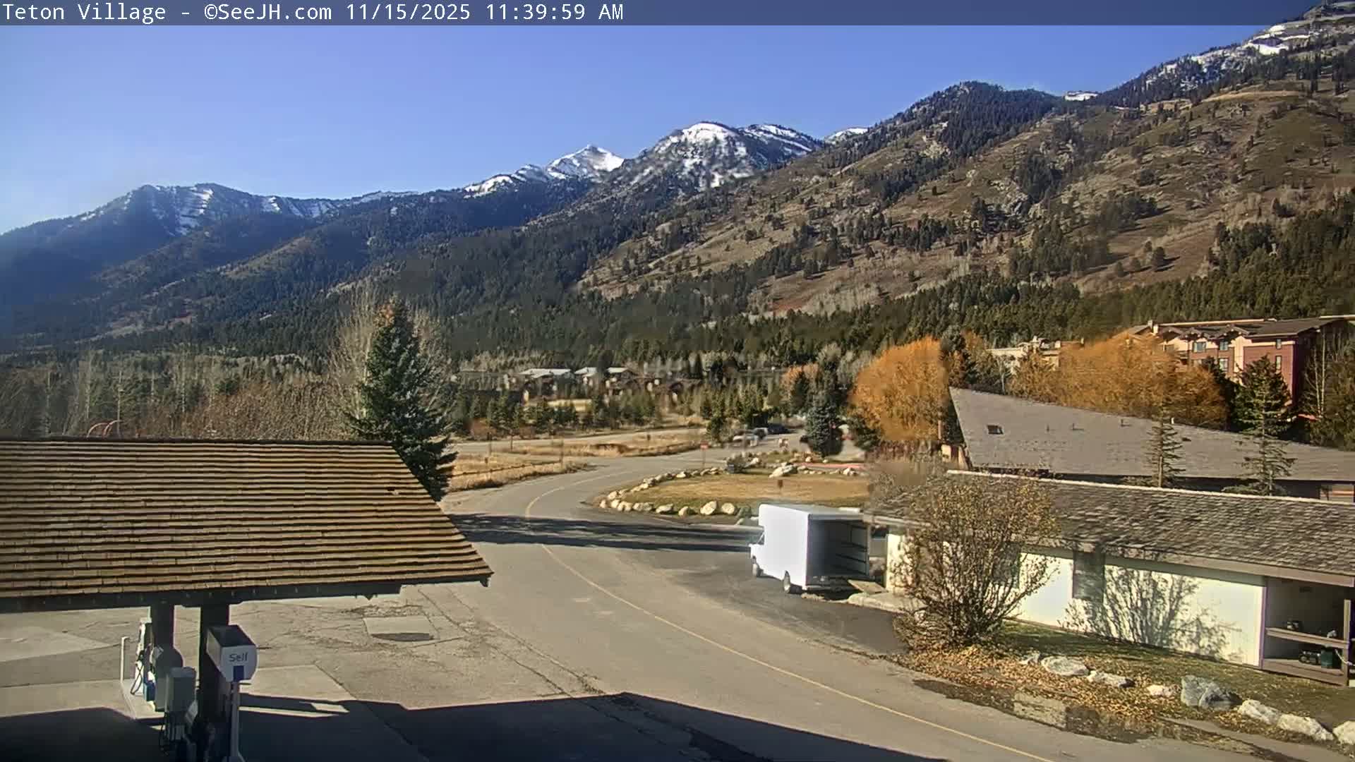 Teton Village & Grand Tetons Ski Slopes Live Cam - Teton Village , Teton, Wyoming, USA