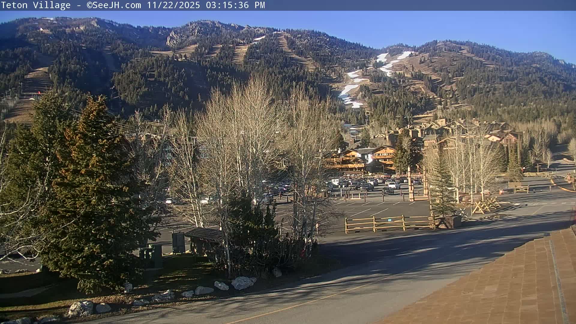 Teton Village & Grand Tetons Ski Slopes Live Cam - Teton Village , Teton, Wyoming, USA