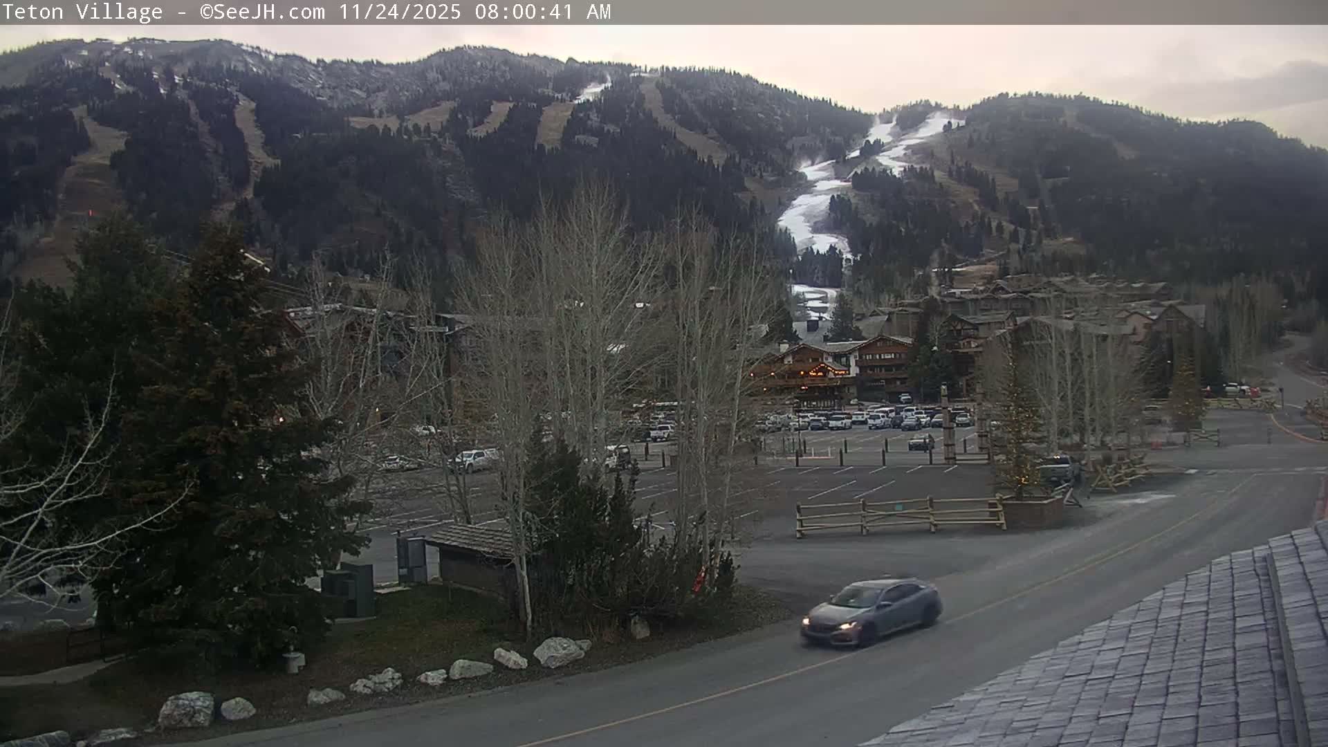 Teton Village & Grand Tetons Ski Slopes Live Cam - Teton Village , Teton, Wyoming, USA
