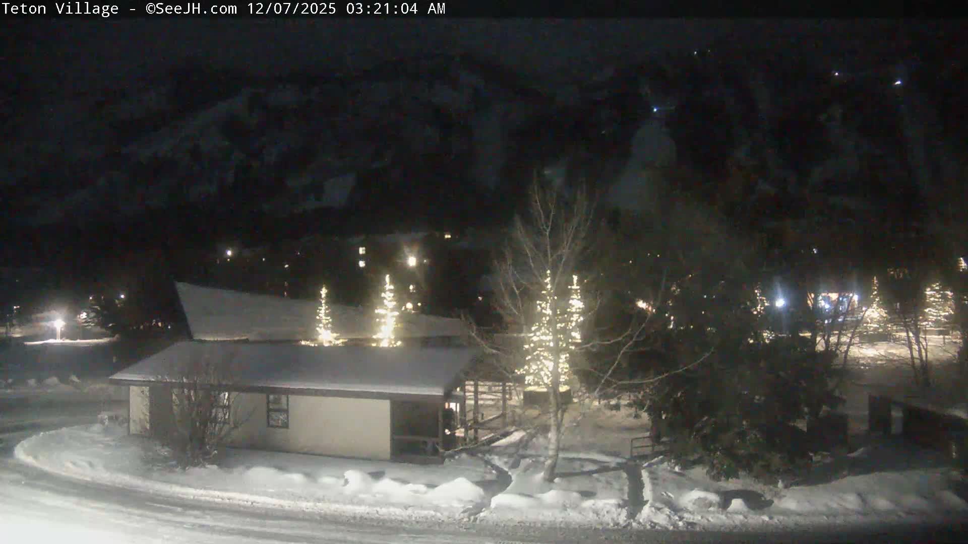Teton Village & Grand Tetons Ski Slopes Live Cam - Teton Village , Teton, Wyoming, USA