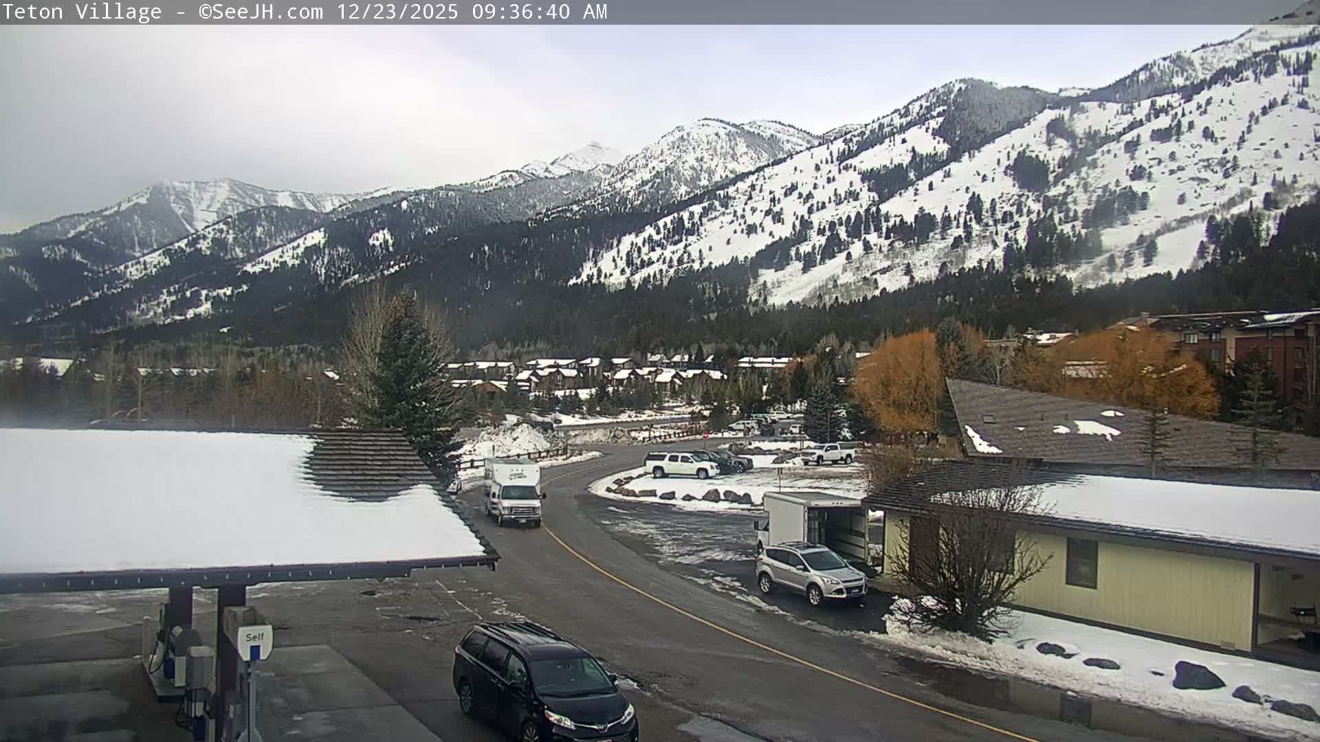 Teton Village & Grand Tetons Ski Slopes Live Cam - Teton Village , Teton, Wyoming, USA
