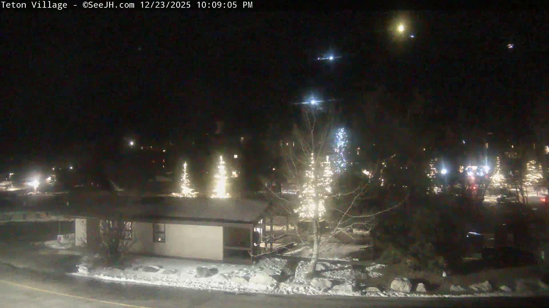 Teton Village & Grand Tetons Ski Slopes Live Cam - Teton Village , Teton, Wyoming, USA