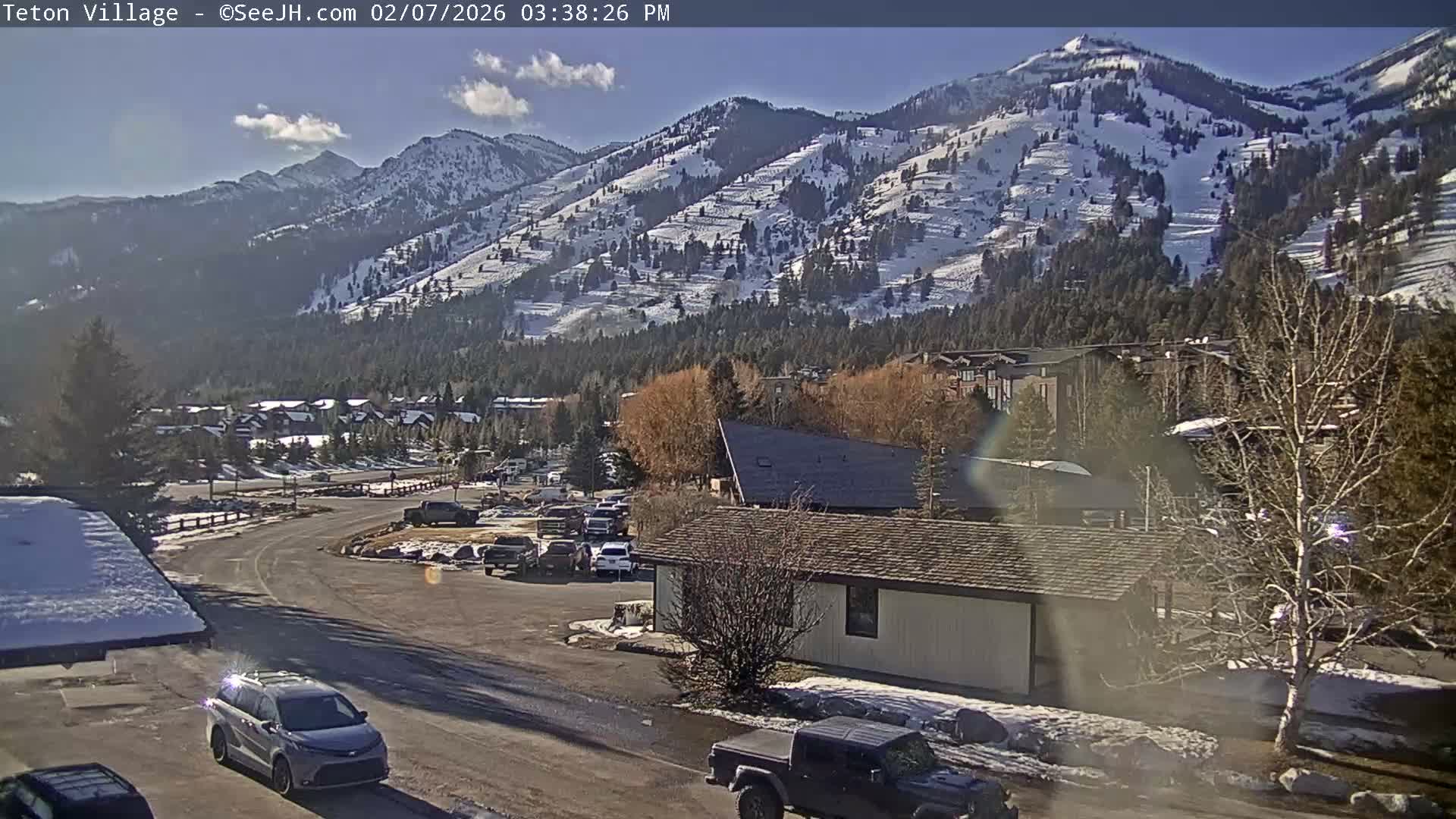 Teton Village & Grand Tetons Ski Slopes Live Cam - Teton Village , Teton, Wyoming, USA