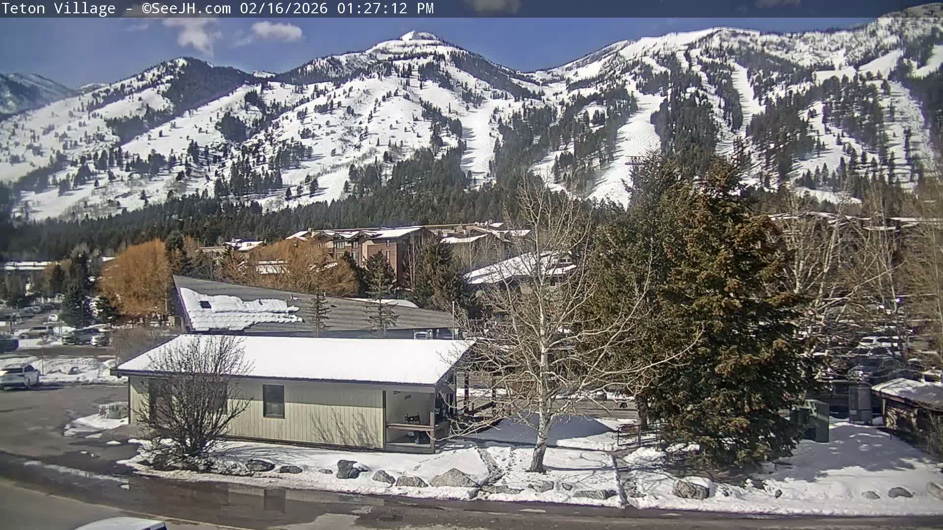 Teton Village & Grand Tetons Ski Slopes Live Cam - Teton Village , Teton, Wyoming, USA