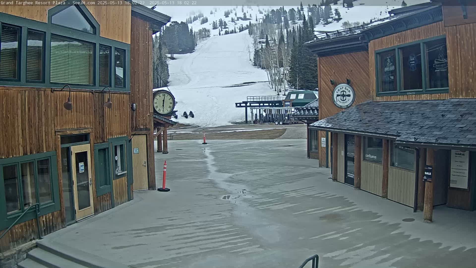 Alta, Freds Mountain Grand Targhee Resort Plaza Live Cam  -Alta, Teton, Wyoming, USA