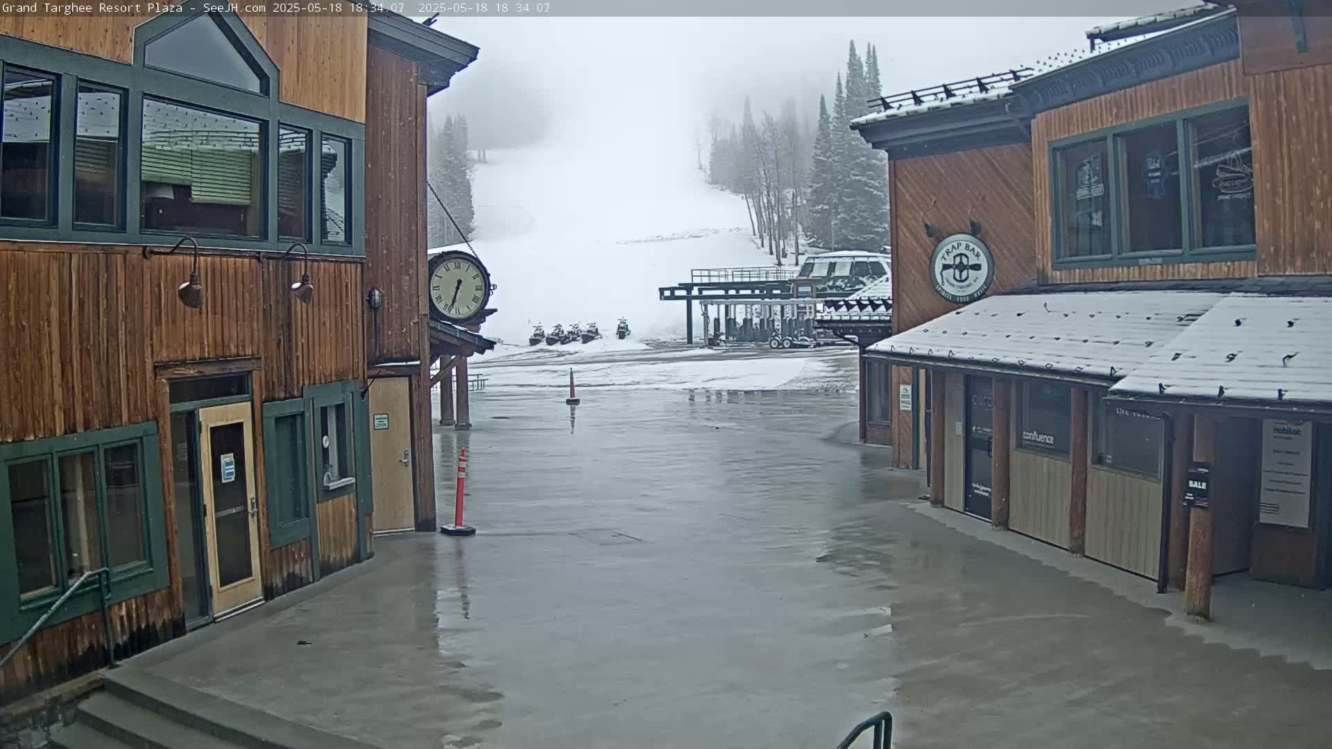 Alta, Freds Mountain Grand Targhee Resort Plaza Live Cam  -Alta, Teton, Wyoming, USA