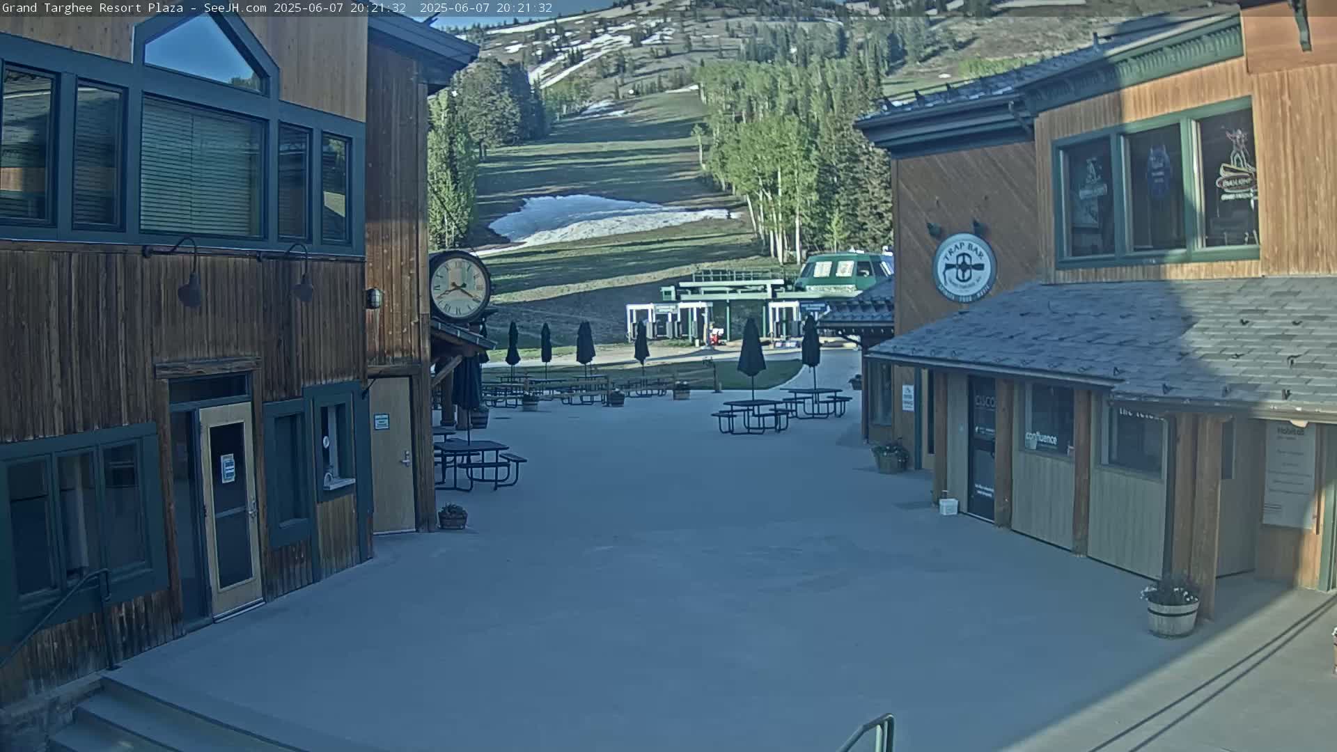 Alta, Freds Mountain Grand Targhee Resort Plaza Live Cam  -Alta, Teton, Wyoming, USA