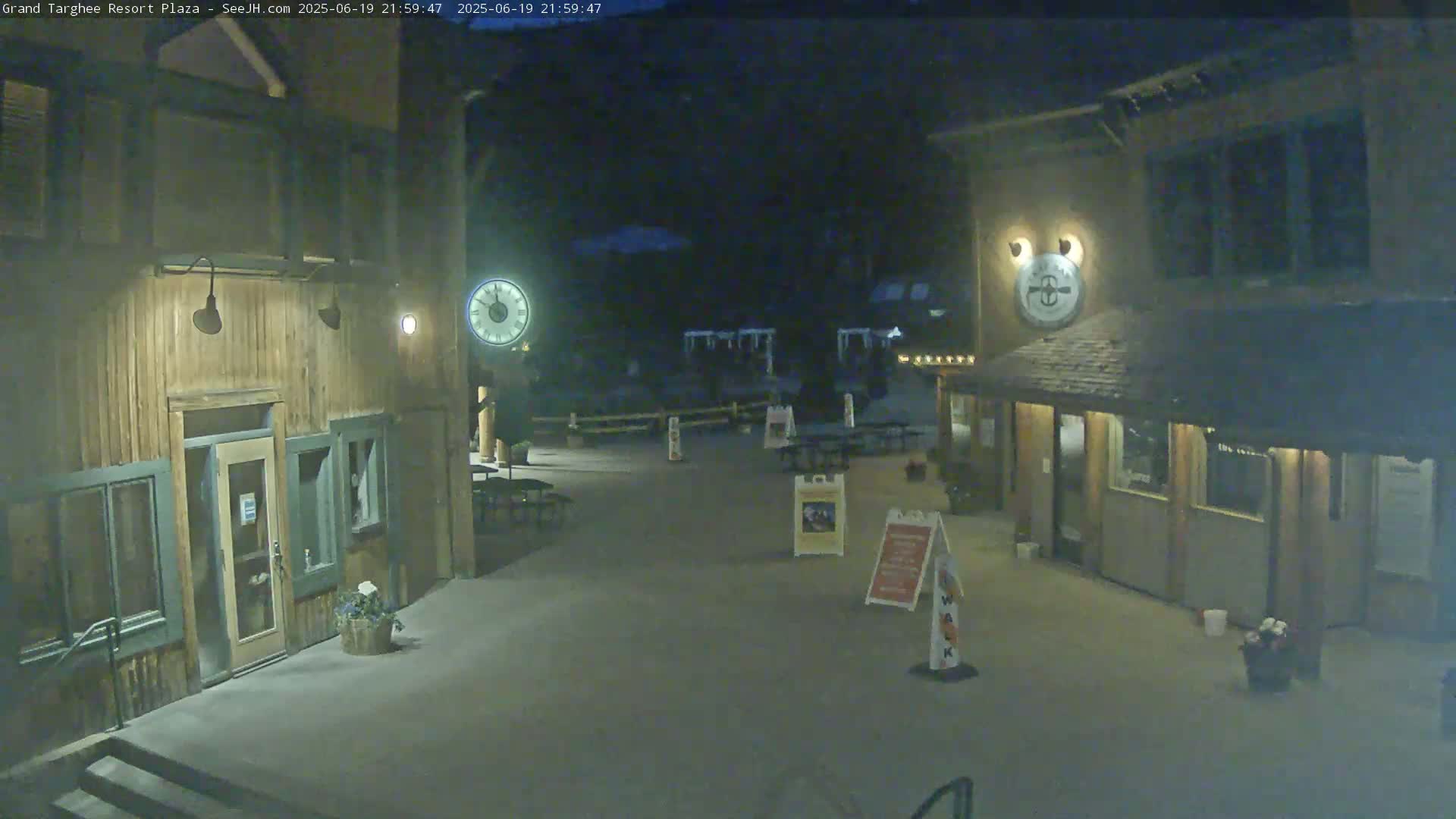 Alta, Freds Mountain Grand Targhee Resort Plaza Live Cam  -Alta, Teton, Wyoming, USA