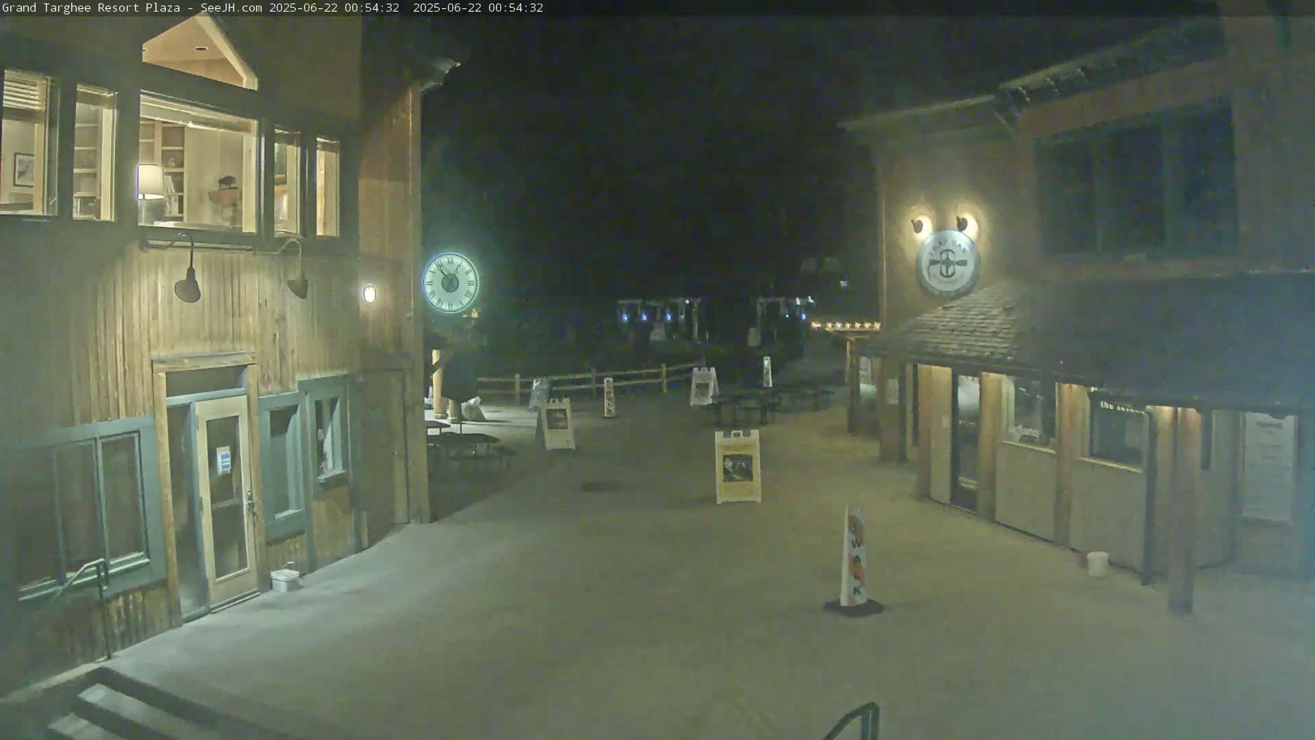Alta, Freds Mountain Grand Targhee Resort Plaza Live Cam  -Alta, Teton, Wyoming, USA