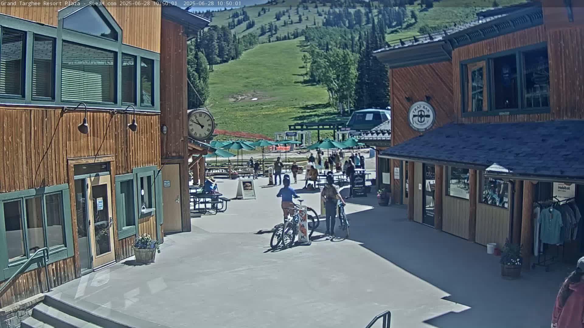 Alta, Freds Mountain Grand Targhee Resort Plaza Live Cam  -Alta, Teton, Wyoming, USA