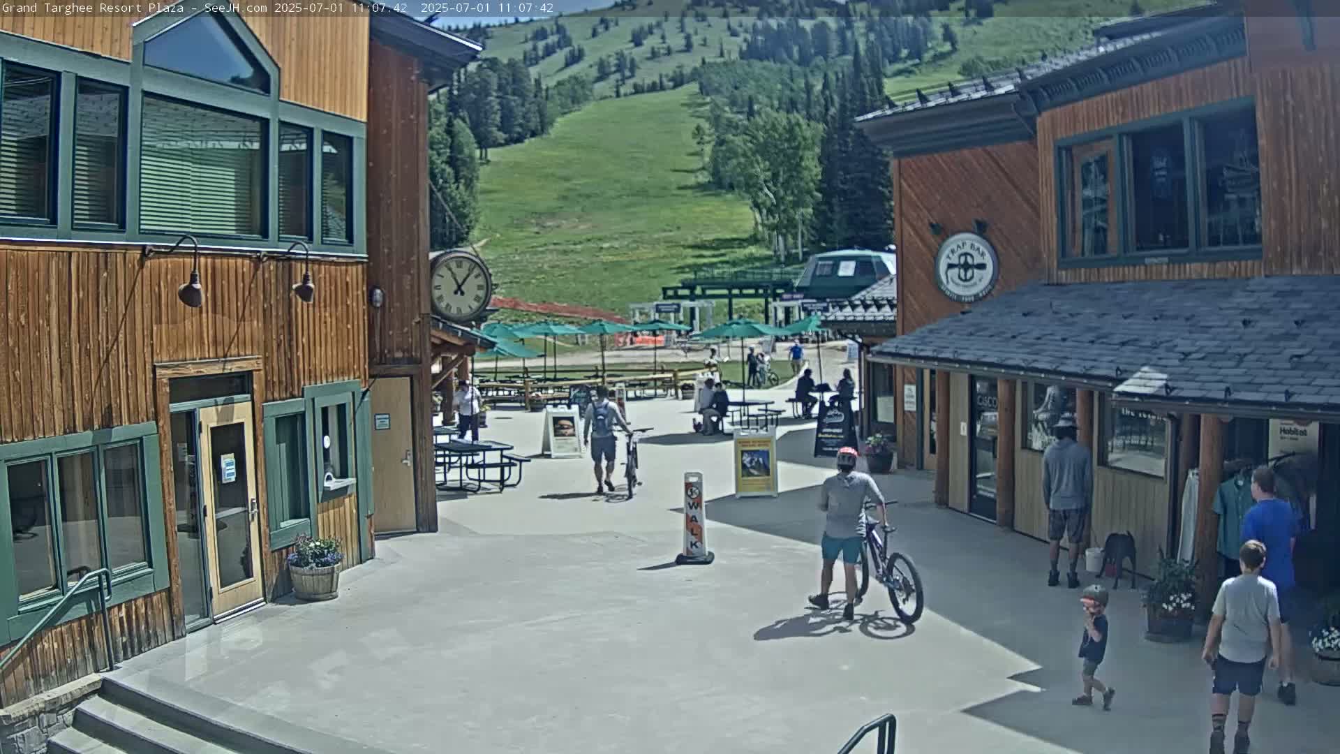 Alta, Freds Mountain Grand Targhee Resort Plaza Live Cam  -Alta, Teton, Wyoming, USA