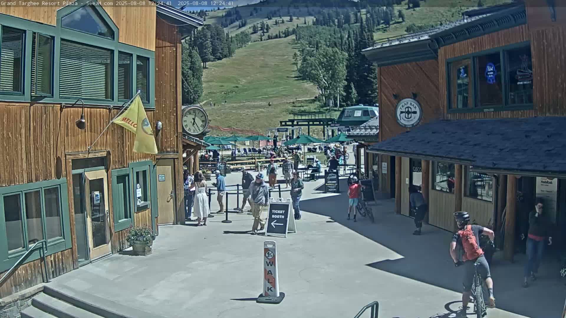 Alta, Freds Mountain Grand Targhee Resort Plaza Live Cam  -Alta, Teton, Wyoming, USA