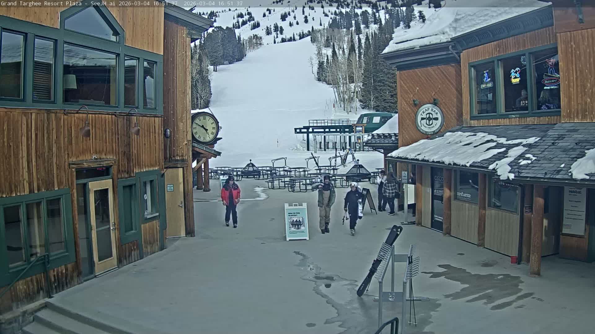 Alta, Freds Mountain Grand Targhee Resort Plaza Live Cam  -Alta, Teton, Wyoming, USA