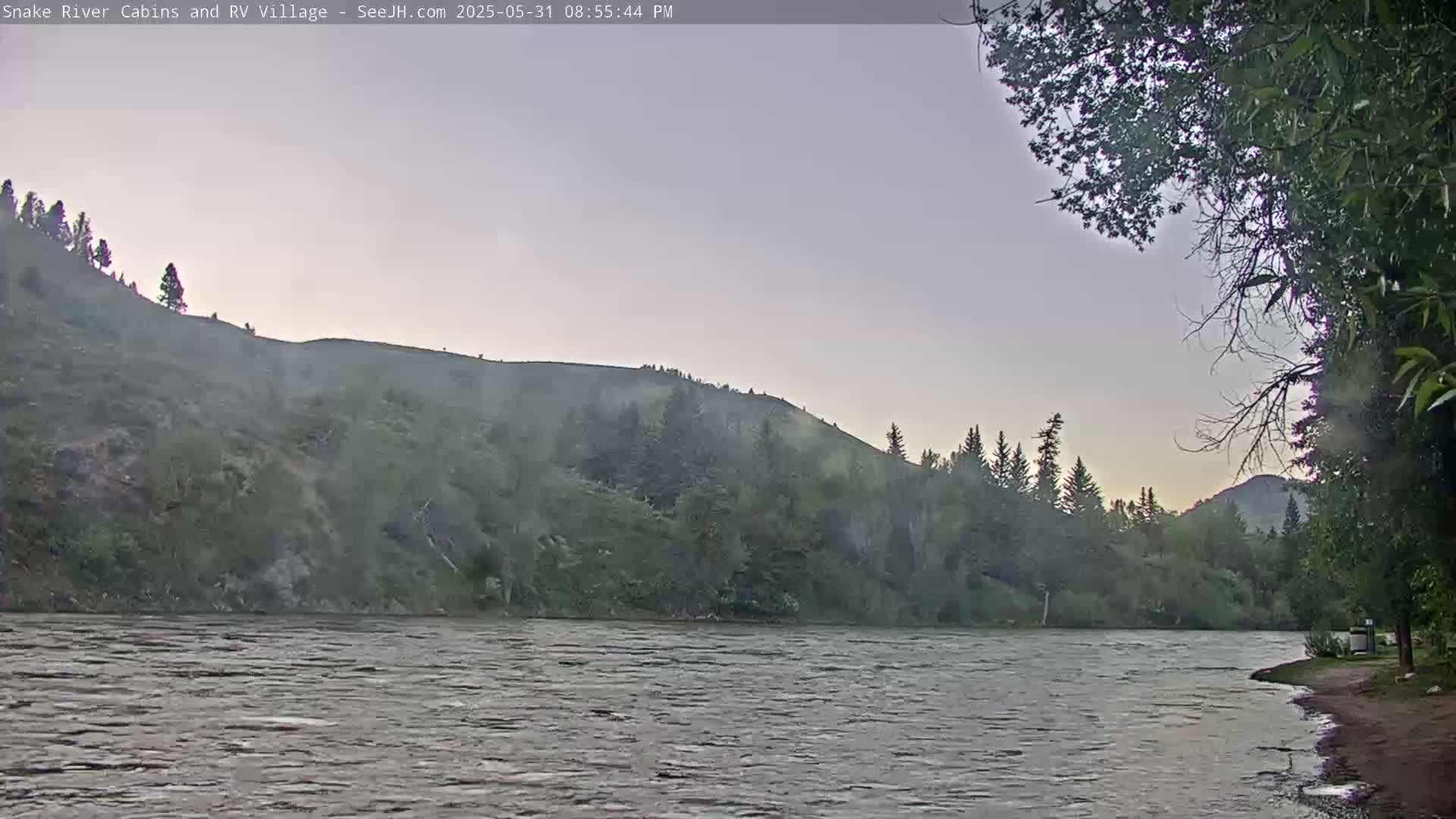 Hoback, Snake River Cabins and RV Village Live Cam - Hoback, Teton, Wyoming, USA