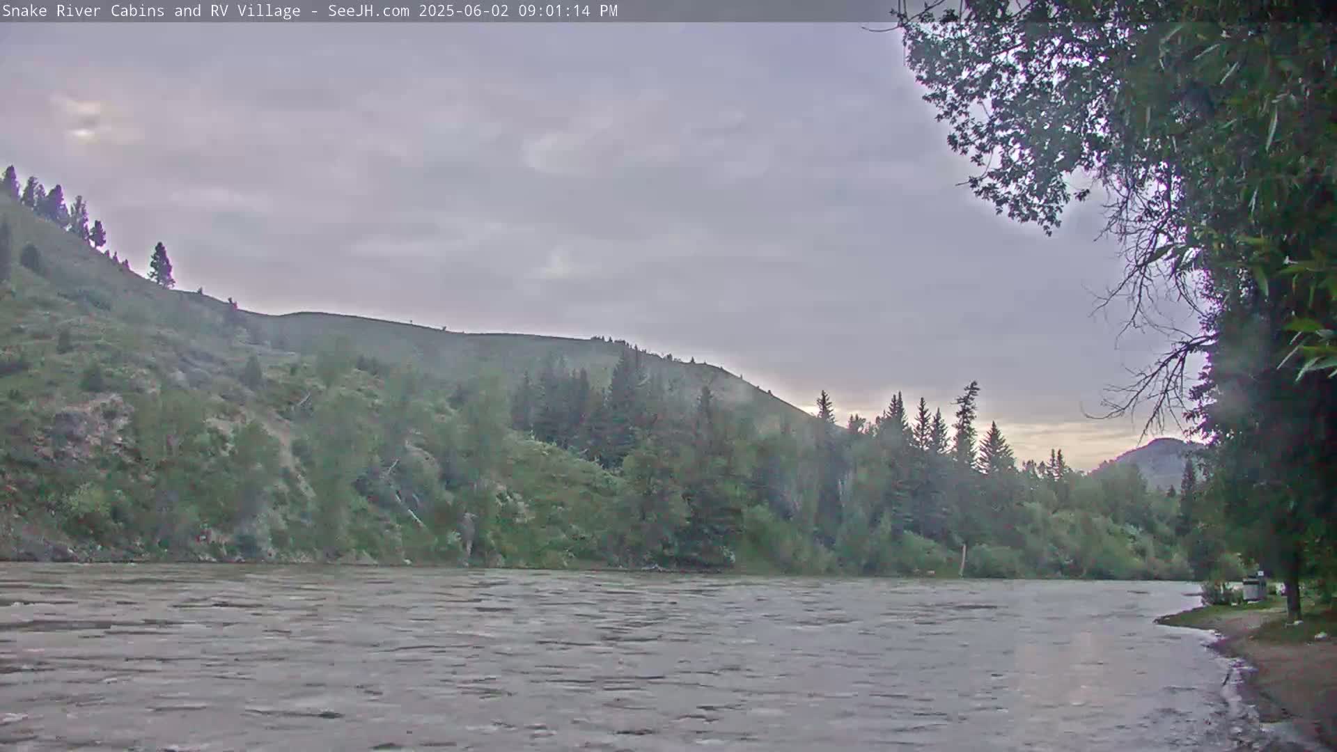 Hoback, Snake River Cabins and RV Village Live Cam - Hoback, Teton, Wyoming, USA