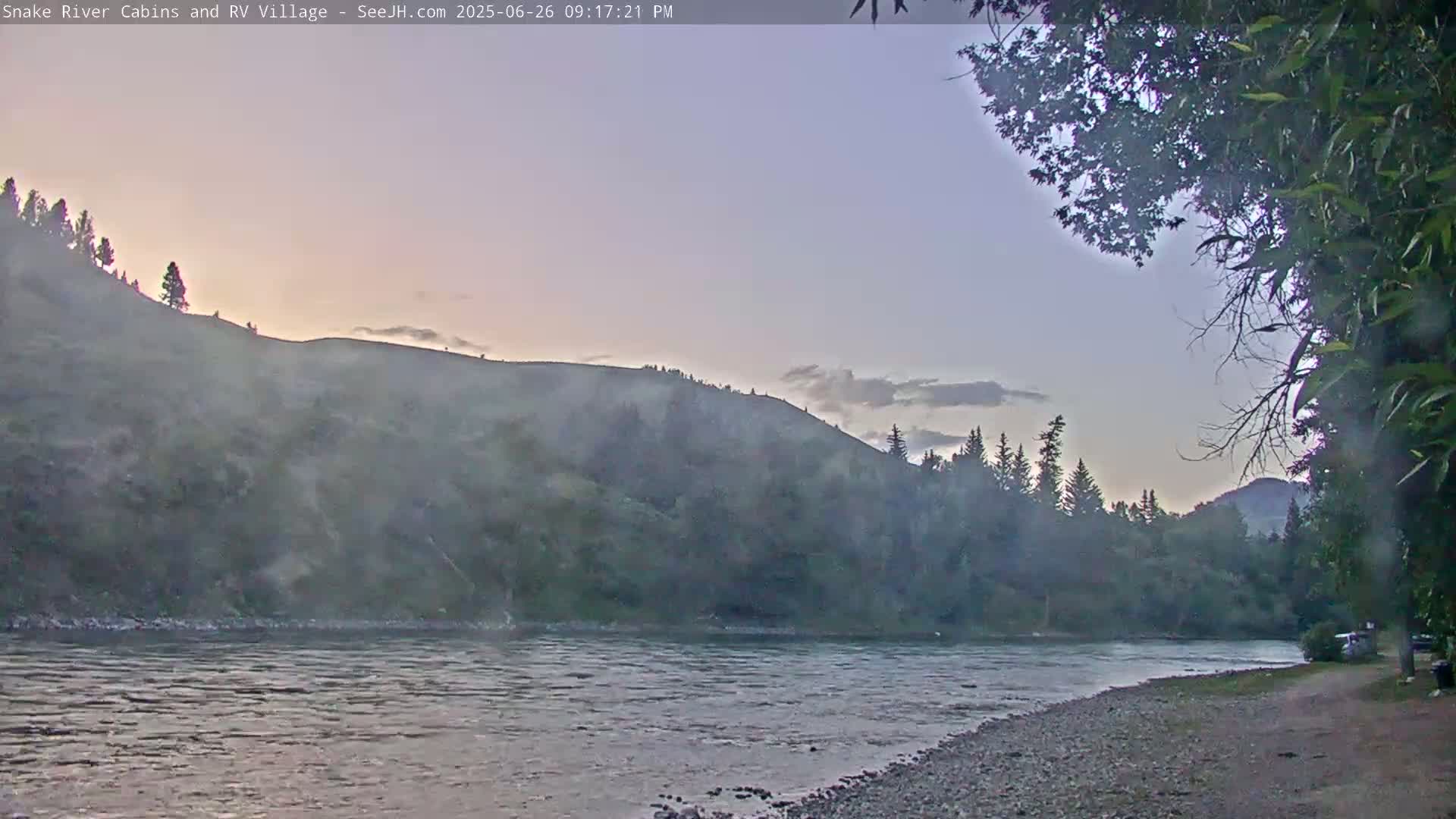 Hoback, Snake River Cabins and RV Village Live Cam - Hoback, Teton, Wyoming, USA