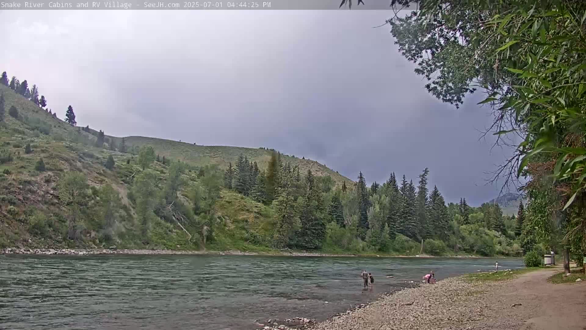 Hoback, Snake River Cabins and RV Village Live Cam - Hoback, Teton, Wyoming, USA