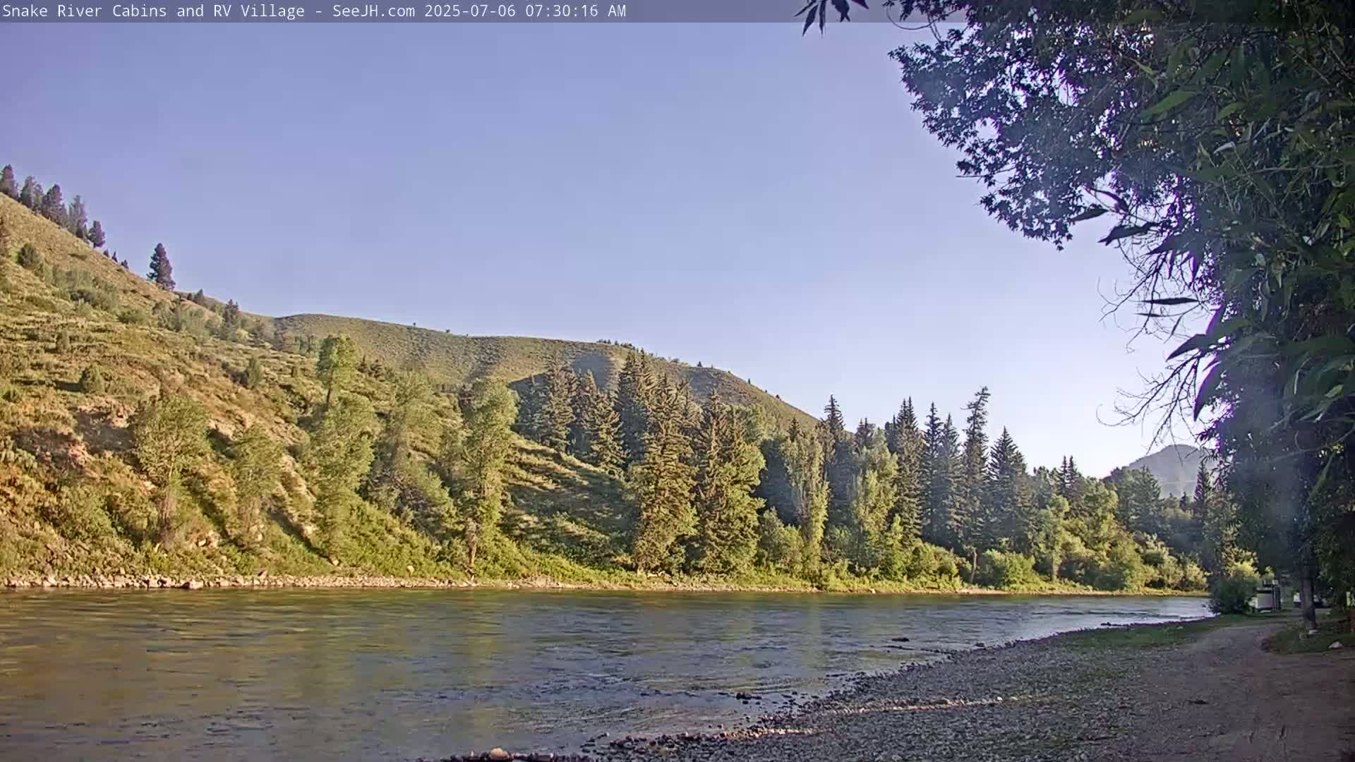 Hoback, Snake River Cabins and RV Village Live Cam - Hoback, Teton, Wyoming, USA