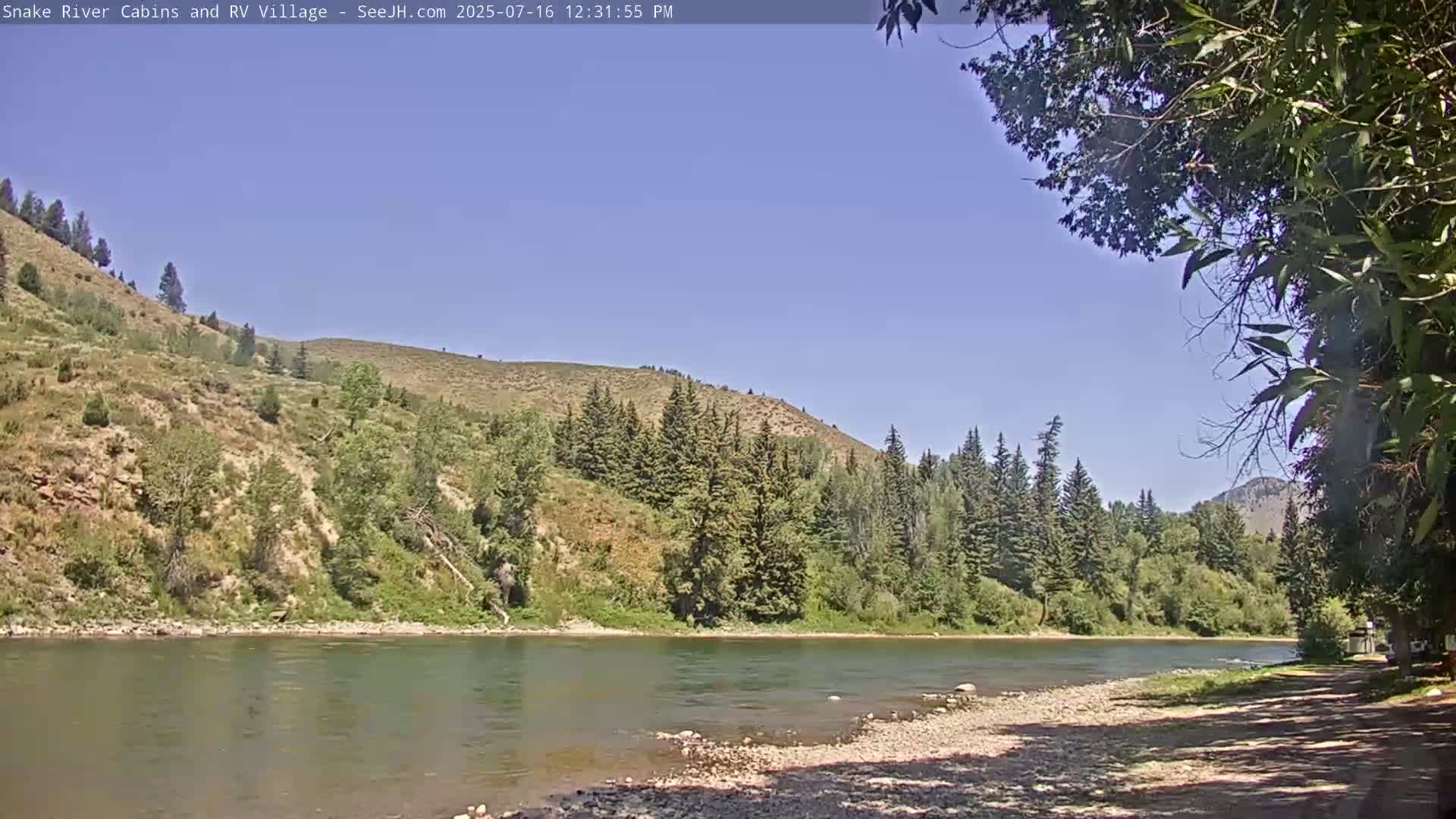 Hoback, Snake River Cabins and RV Village Live Cam - Hoback, Teton, Wyoming, USA