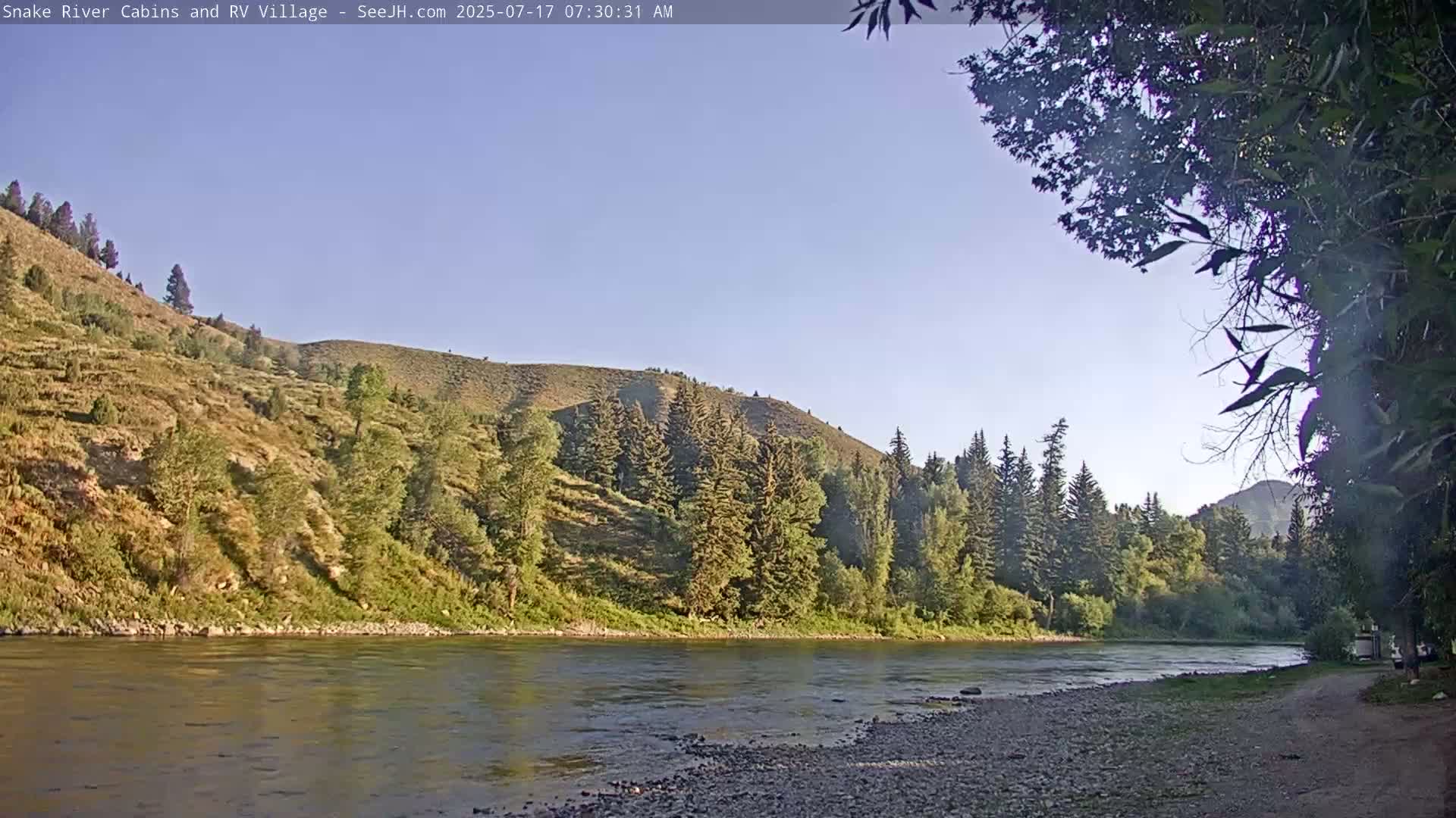 Hoback, Snake River Cabins and RV Village Live Cam - Hoback, Teton, Wyoming, USA