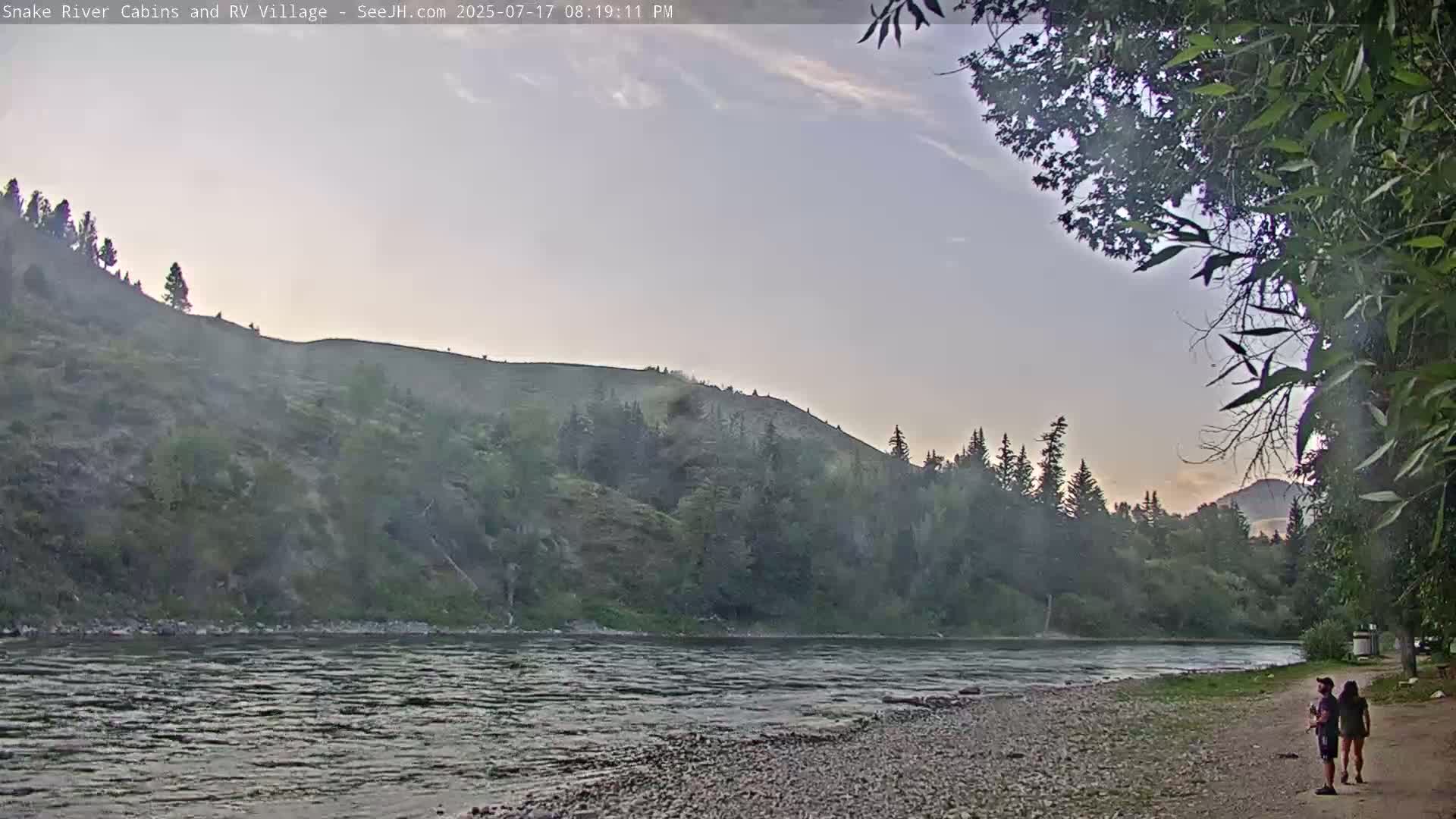 Hoback, Snake River Cabins and RV Village Live Cam - Hoback, Teton, Wyoming, USA