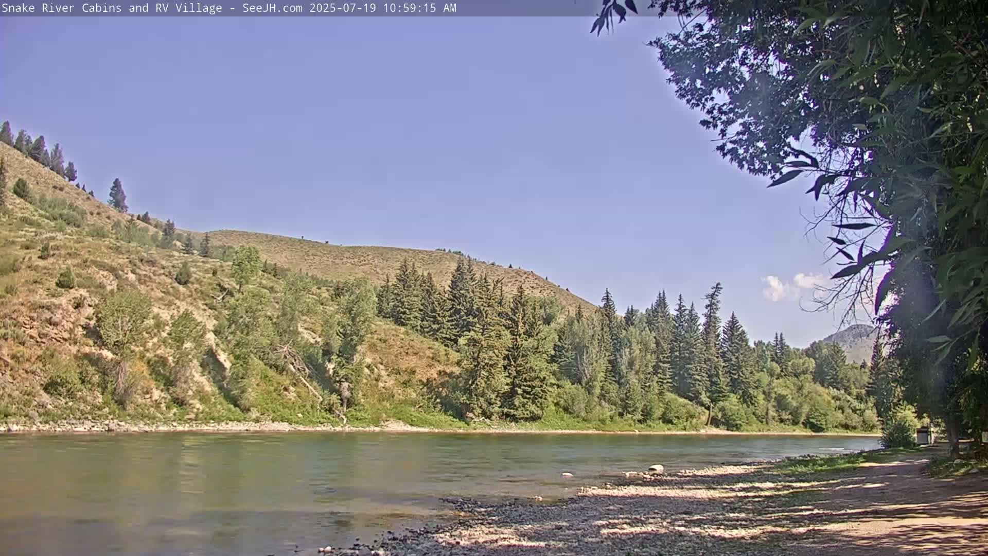 Hoback, Snake River Cabins and RV Village Live Cam - Hoback, Teton, Wyoming, USA
