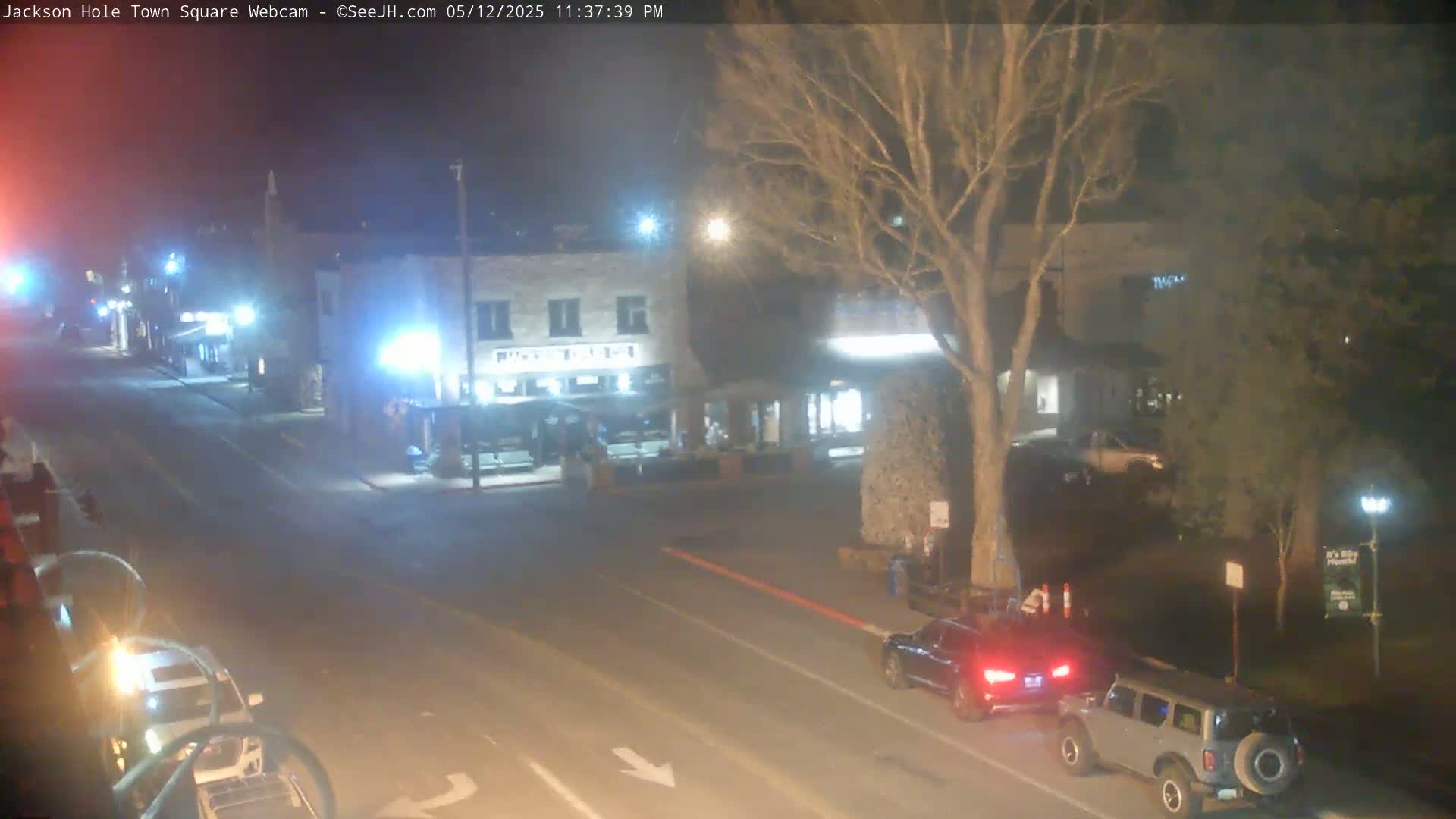 Jackson Hole, Jackson Town Center Square PTZ Live Cam - Jackson, Teton, Wyoming, USA