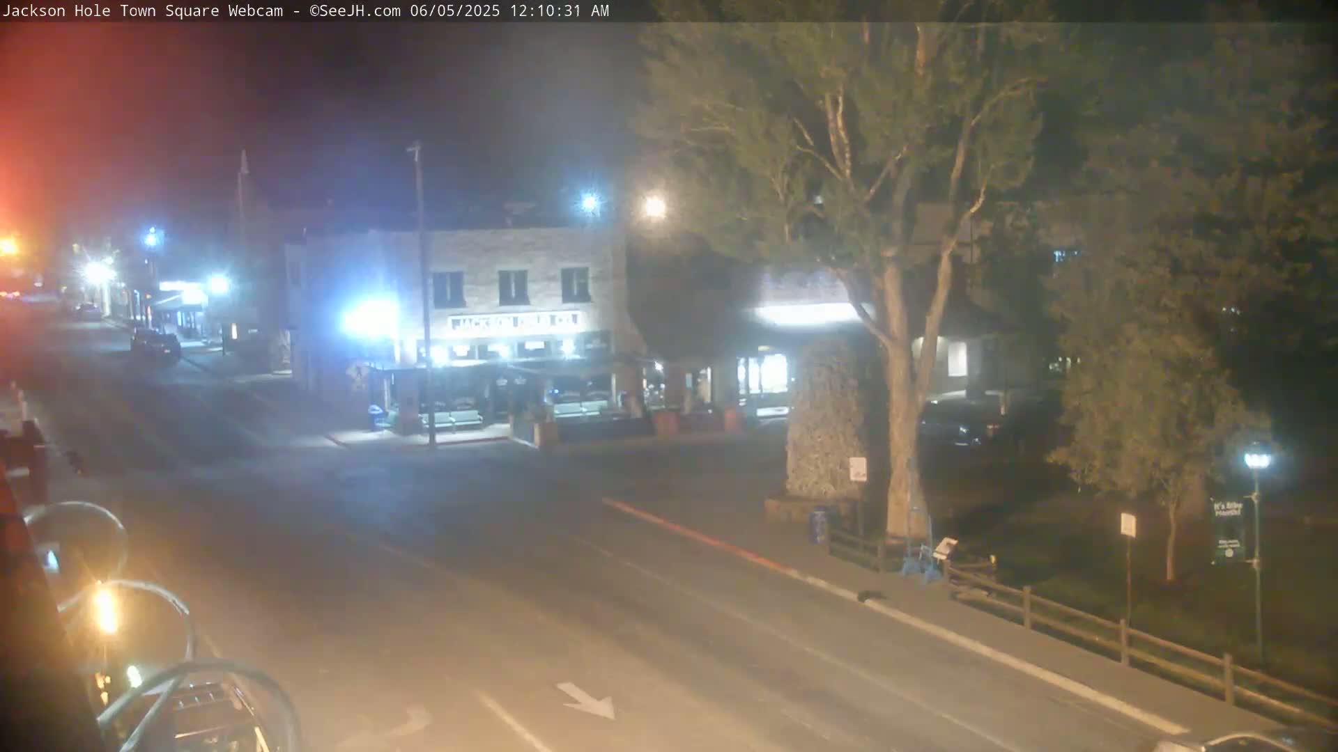 Jackson Hole, Jackson Town Center Square PTZ Live Cam - Jackson, Teton, Wyoming, USA