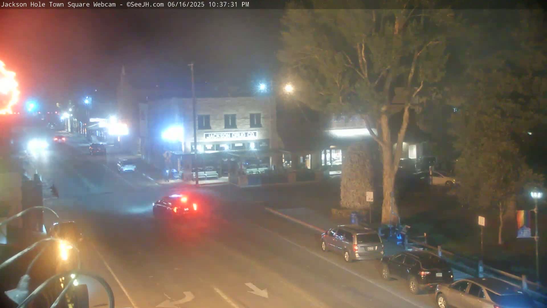 Jackson Hole, Jackson Town Center Square PTZ Live Cam - Jackson, Teton, Wyoming, USA
