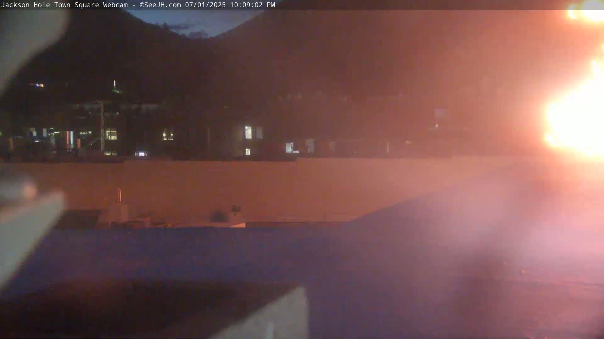 Jackson Hole, Jackson Town Center Square PTZ Live Cam - Jackson, Teton, Wyoming, USA