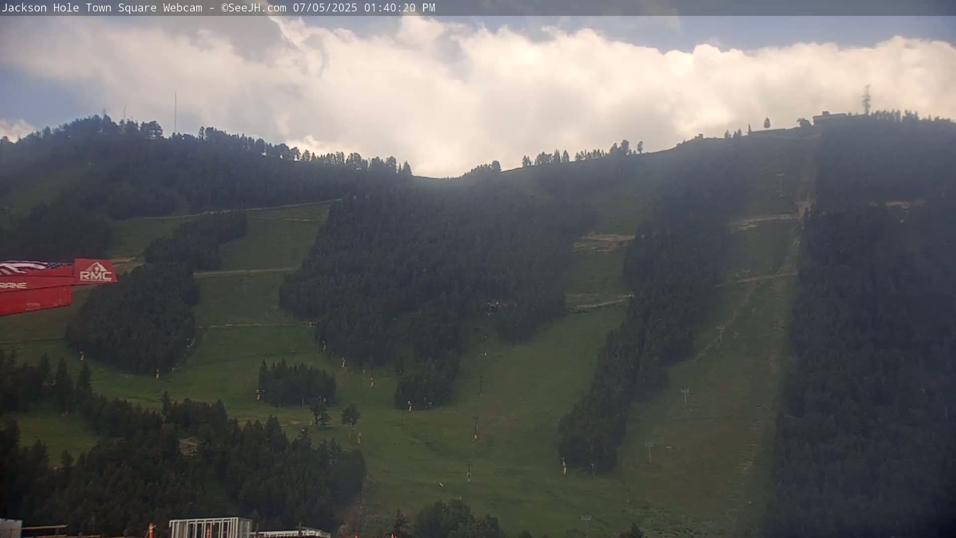 Jackson Hole, Jackson Town Center Square PTZ Live Cam - Jackson, Teton, Wyoming, USA